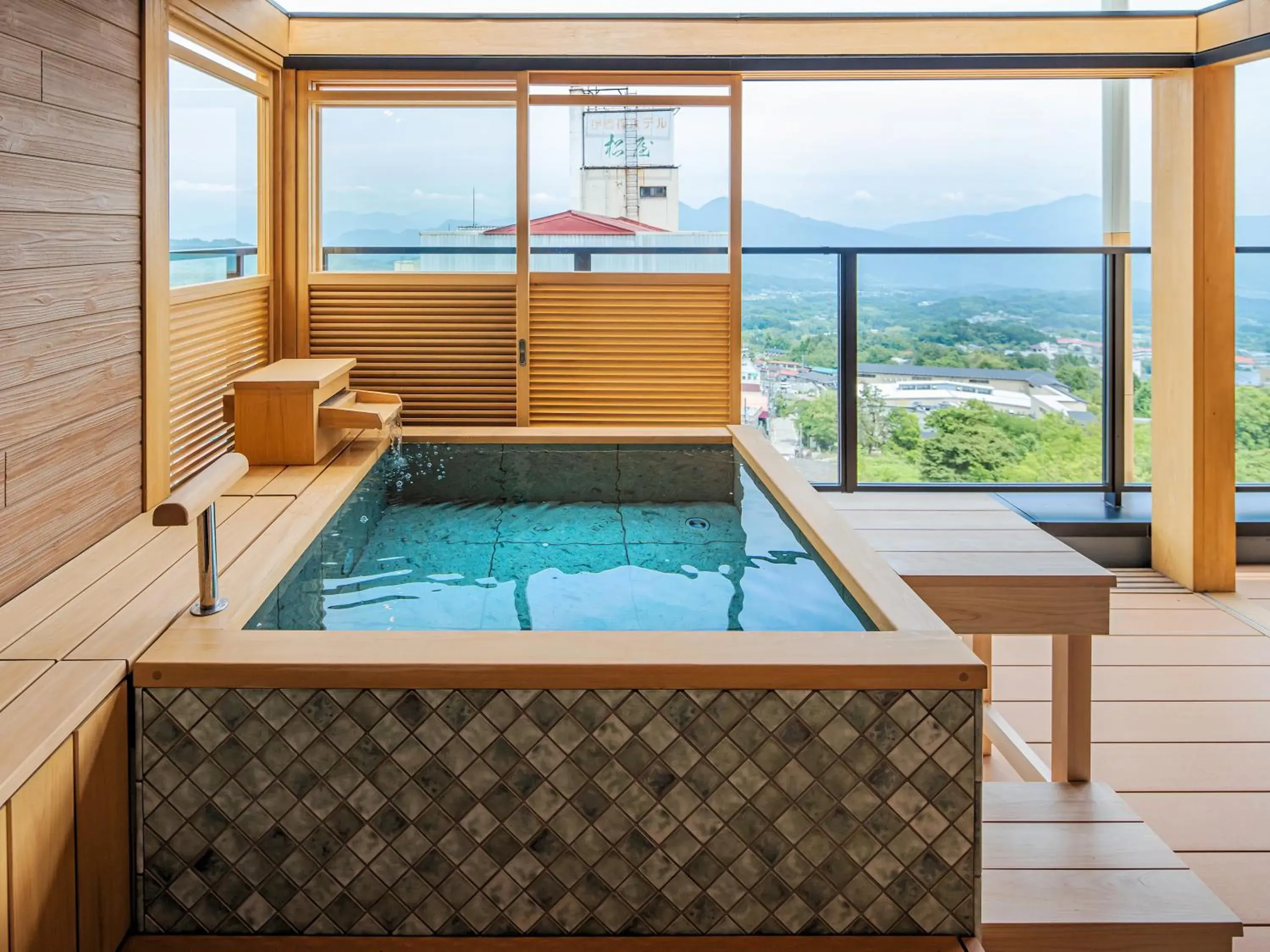 Twin Room with Private Bathroom in Omori Twin Room with Private Bathroom in Omori
