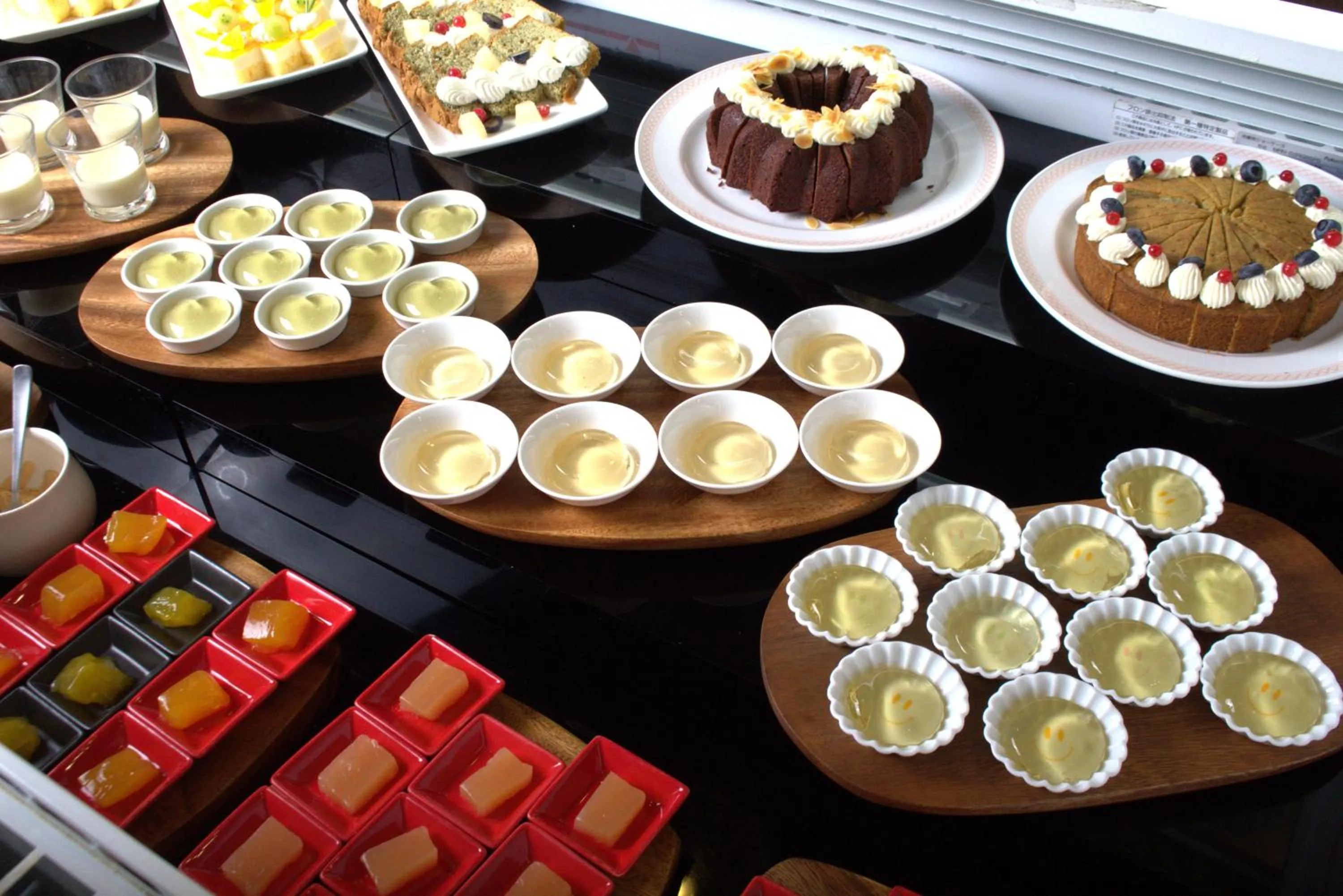 Restaurant/places to eat in Hotel Continental Fuchu