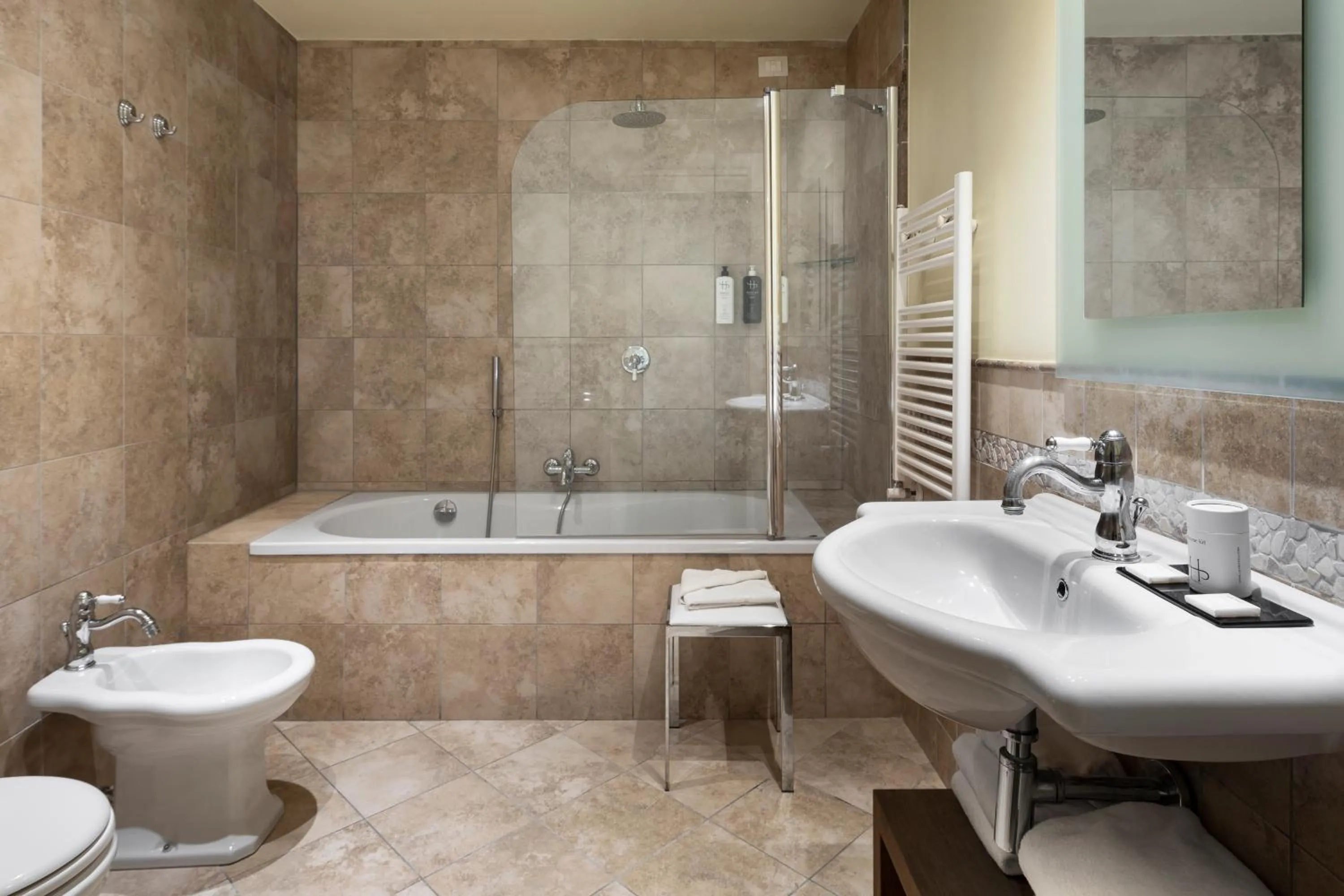 Shower in LHP Certaldo Resort