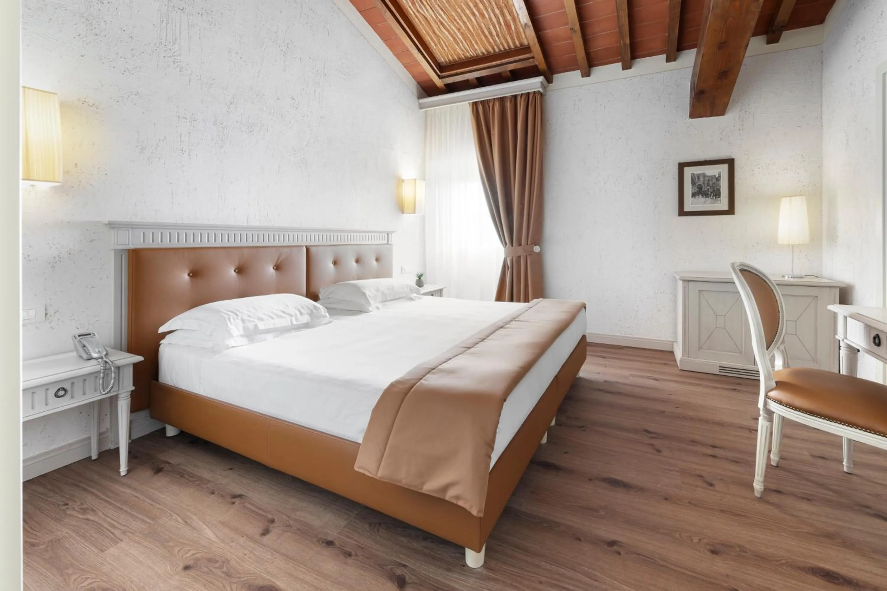 Bedroom, Bed in LHP Certaldo Resort