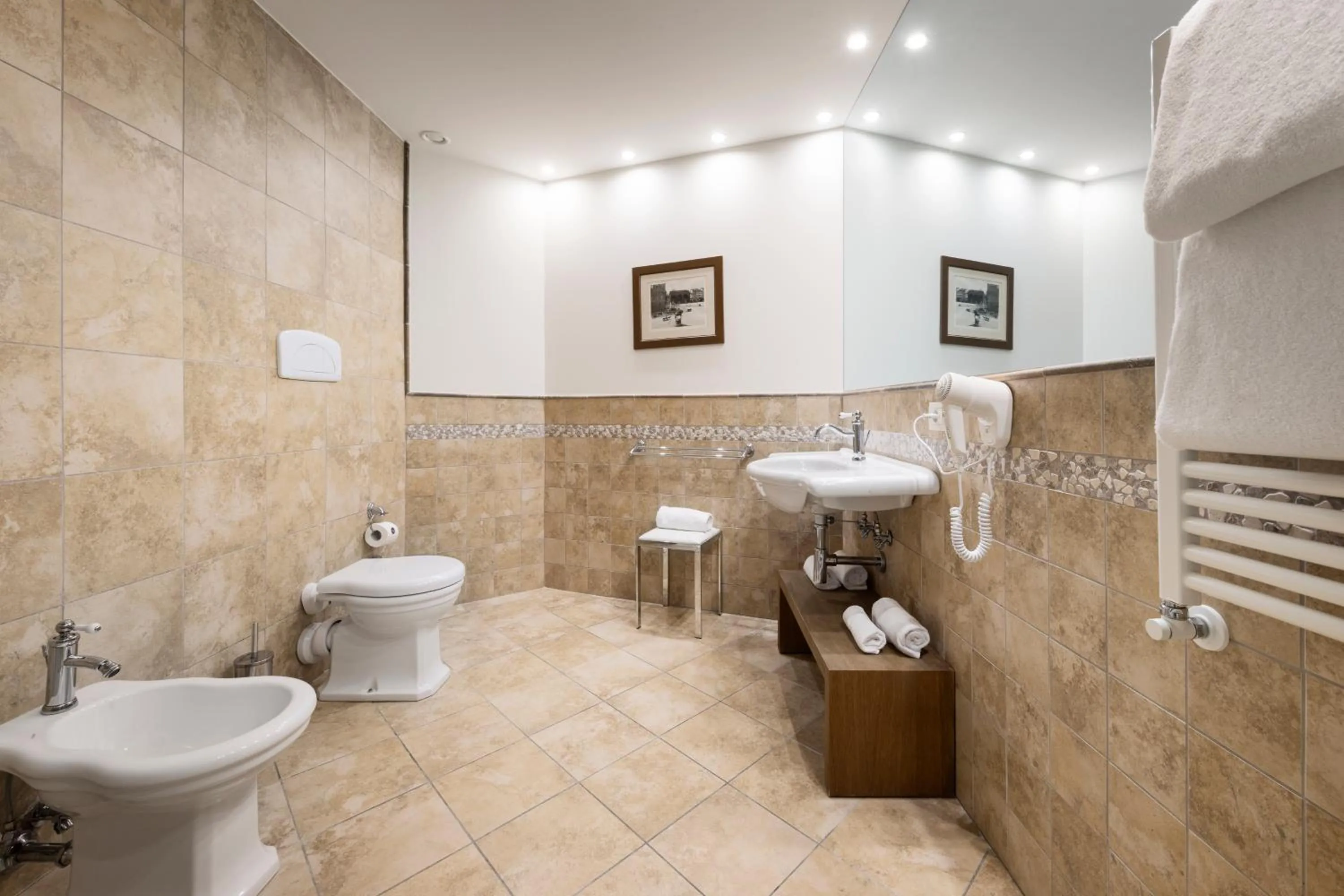 Bathroom in LHP Certaldo Resort