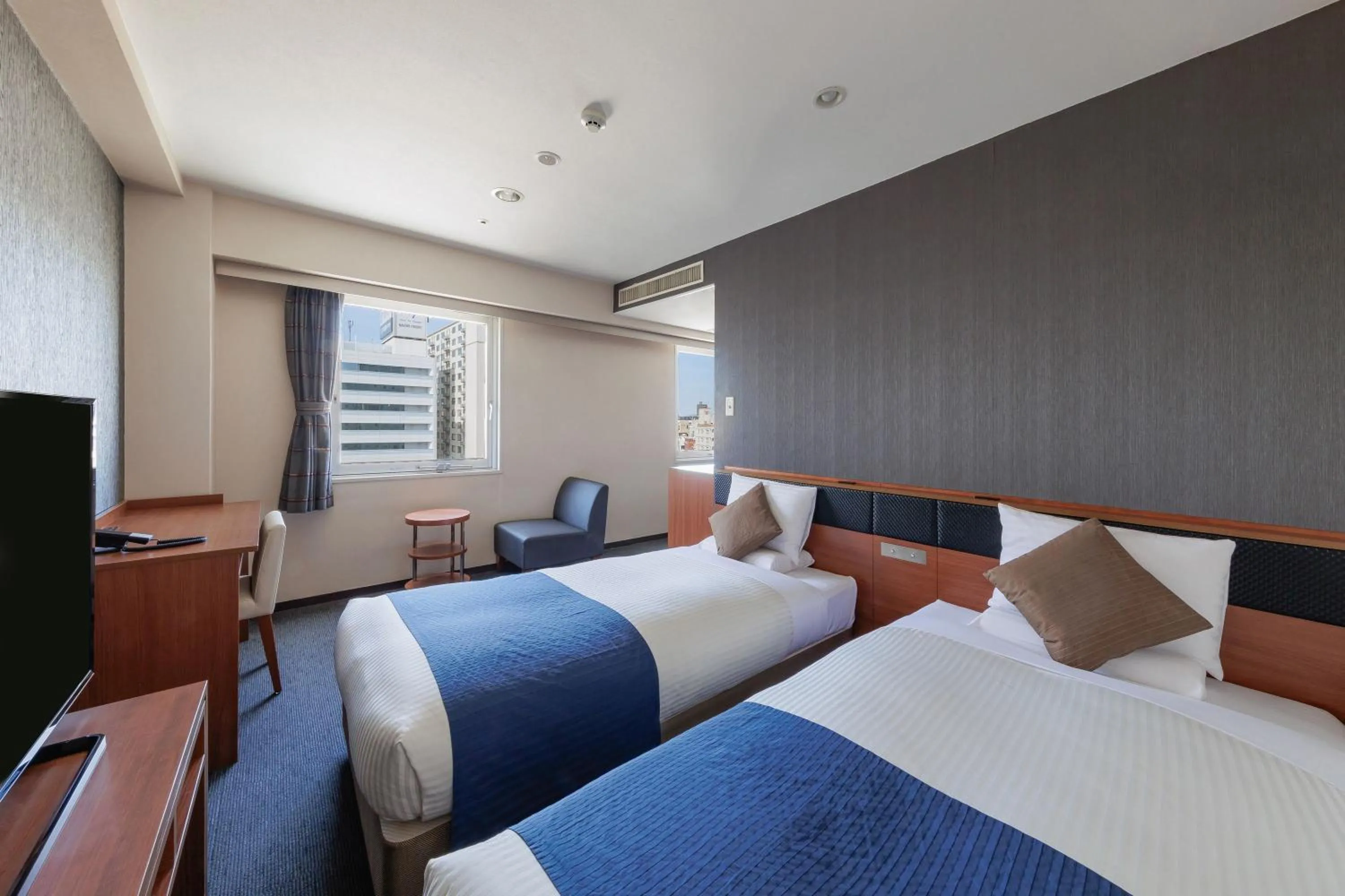 Photo of the whole room, Bed in HOTEL MYSTAYS Nagoya Sakae