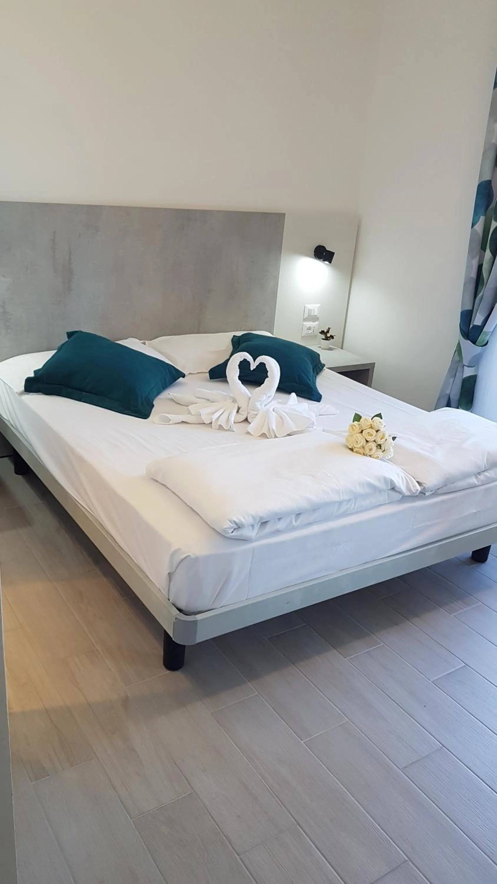 Bedroom, Bed in Hotel Vienna