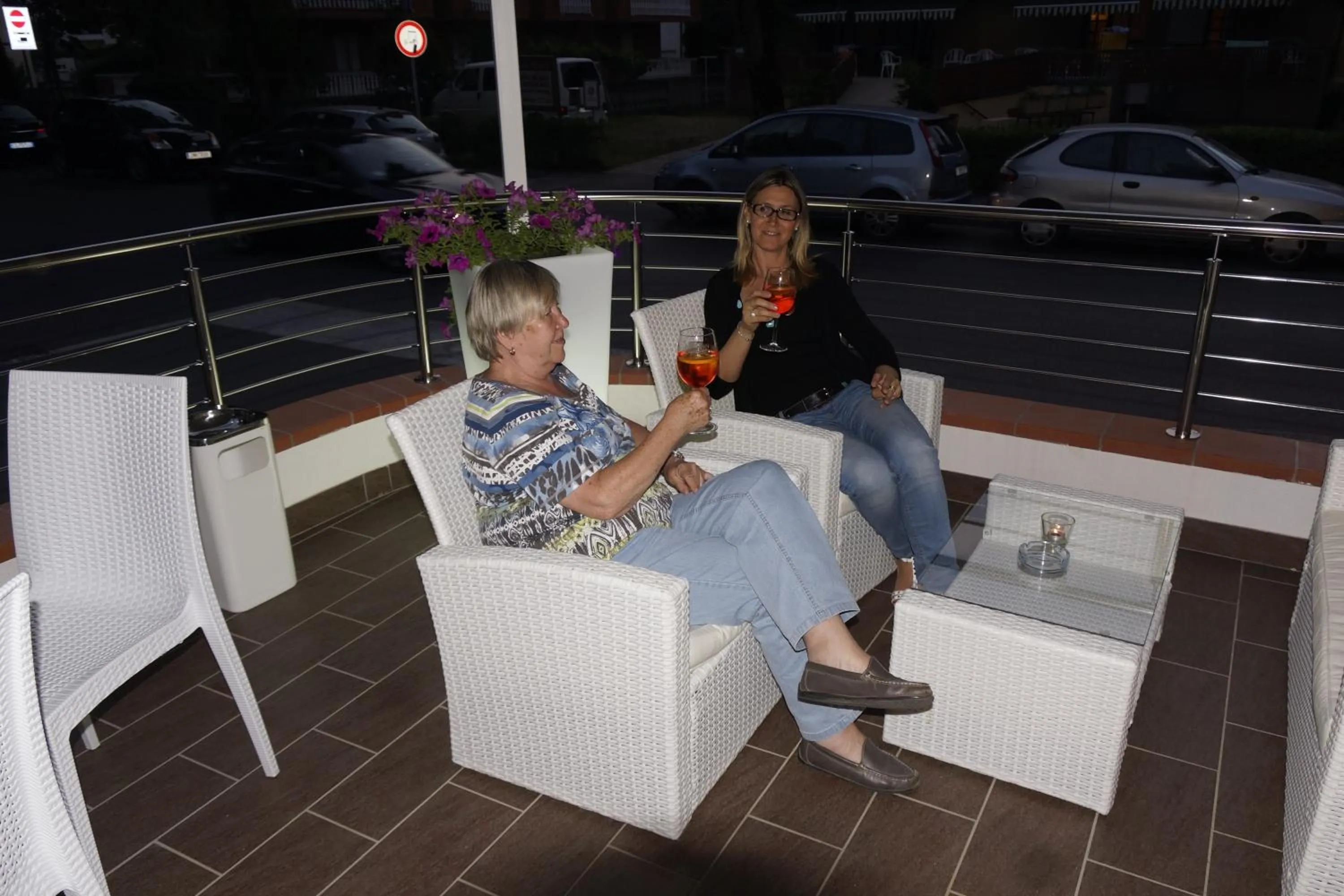 Guests in Hotel Vienna