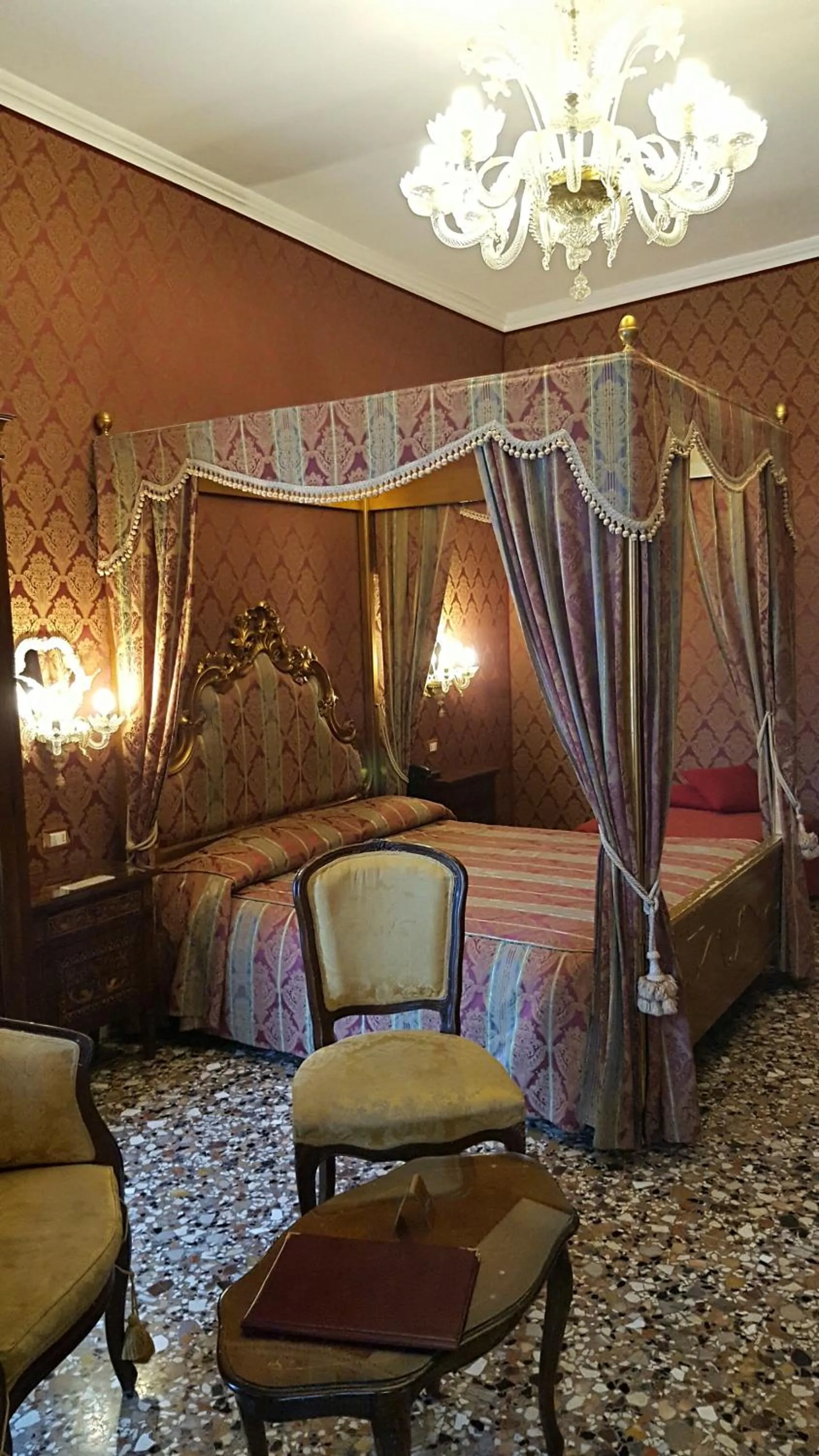 Photo of the whole room, Bed in Casa Pisani Canal