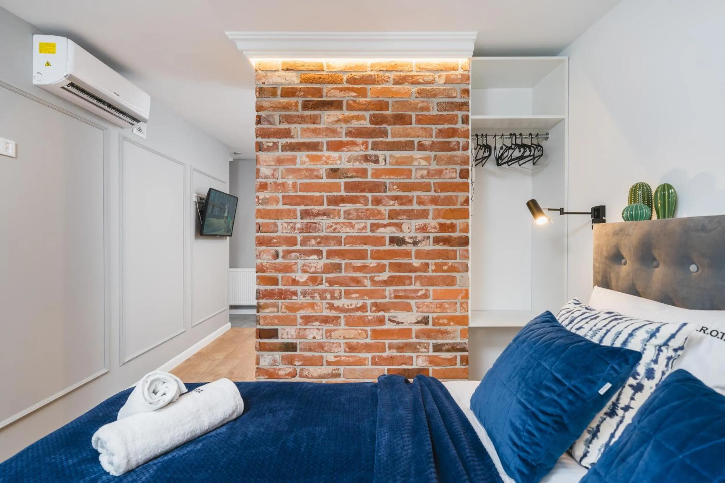 Bed in Saint Florian's Suites - Old Town Luxury Apartments - by Upstairs