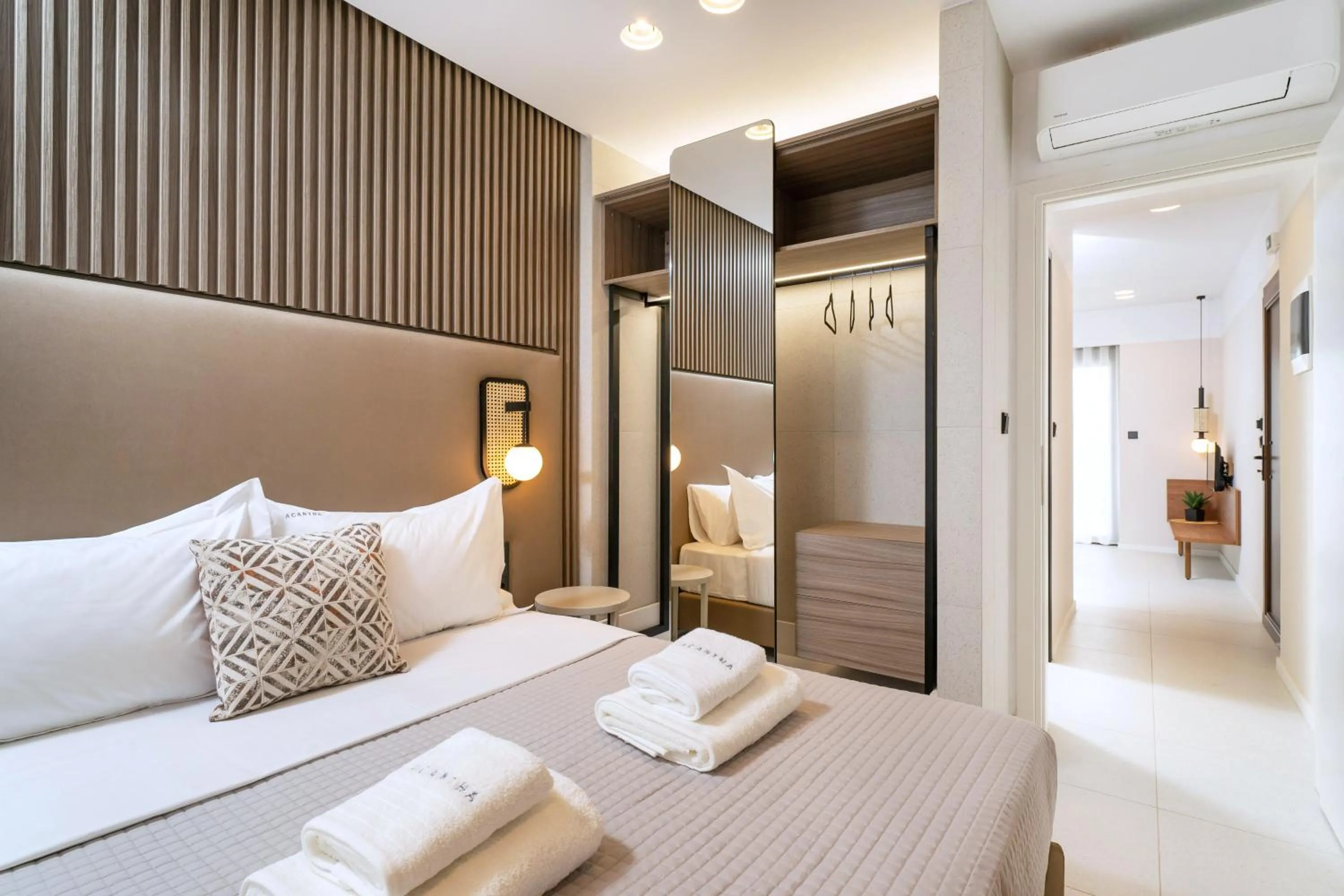 Acantha Suites