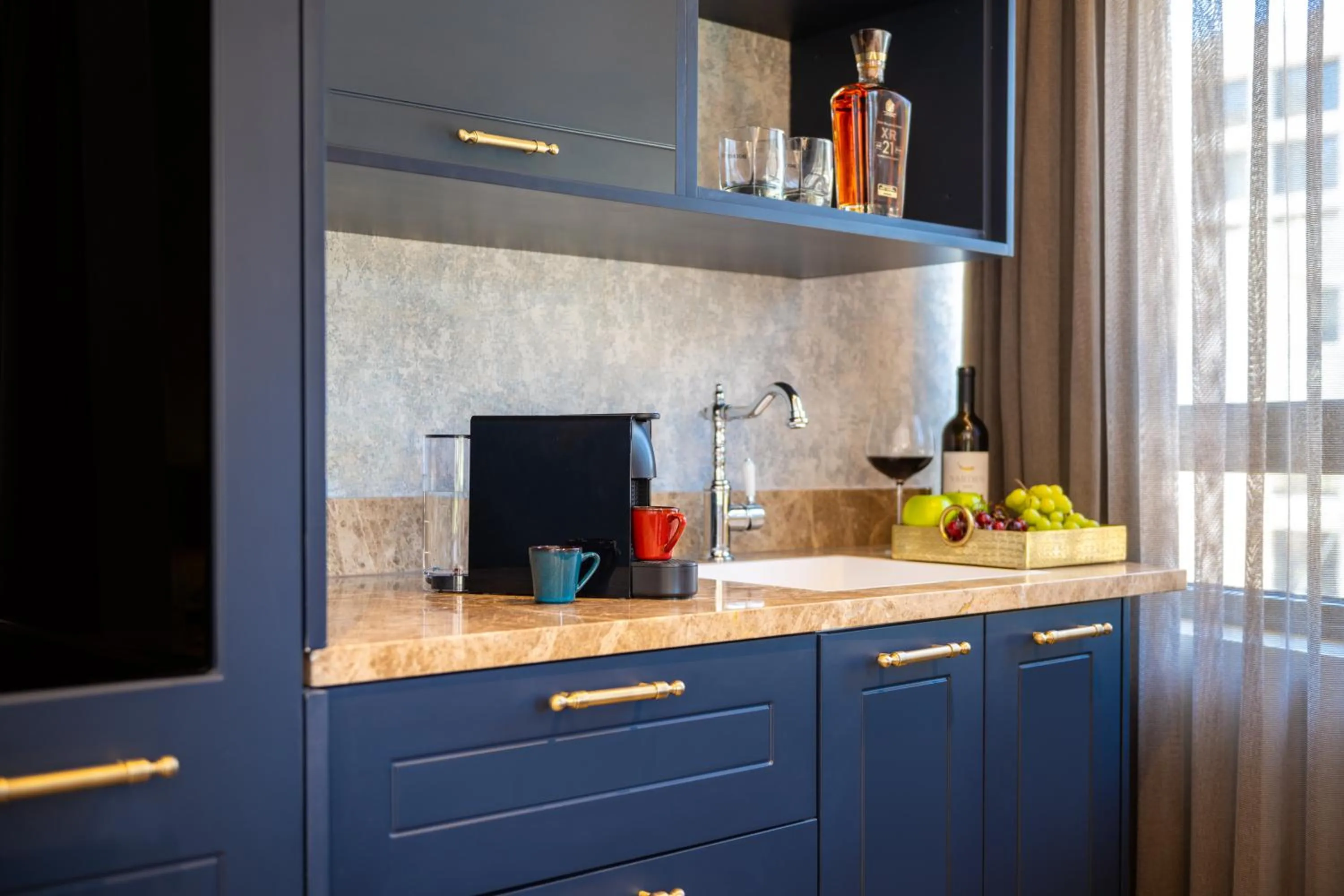 Kitchen or kitchenette in The David Story Boutique