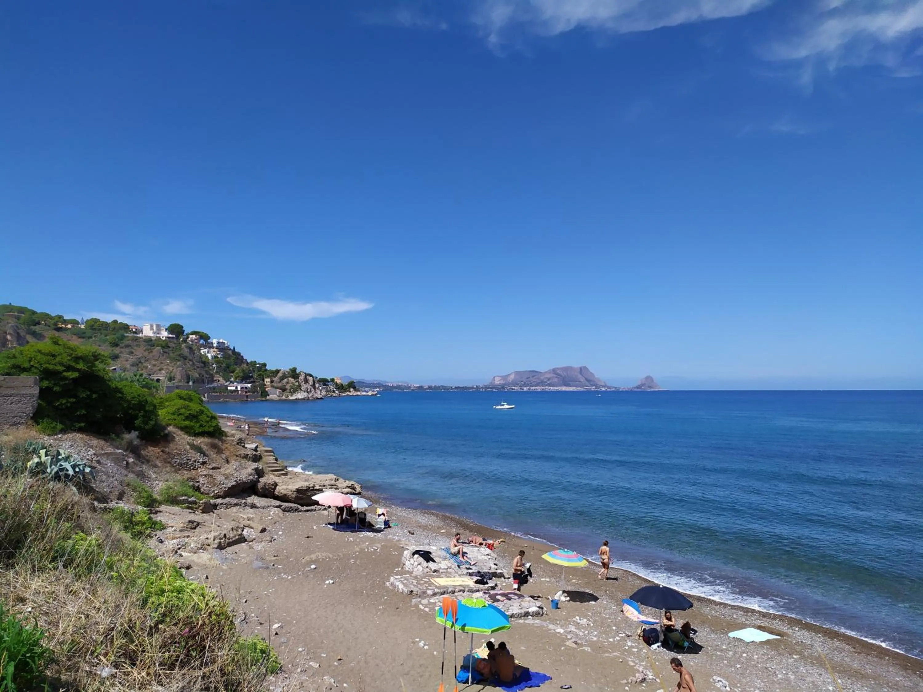 Beach in AMUNI' Apartments