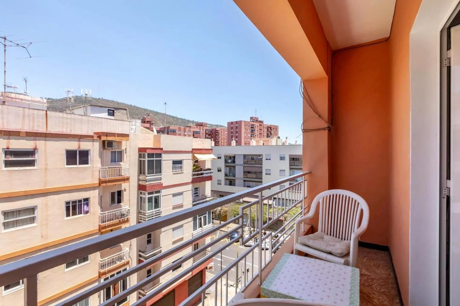 Balcony/Terrace in Light-flooded loft in Santa Cruz