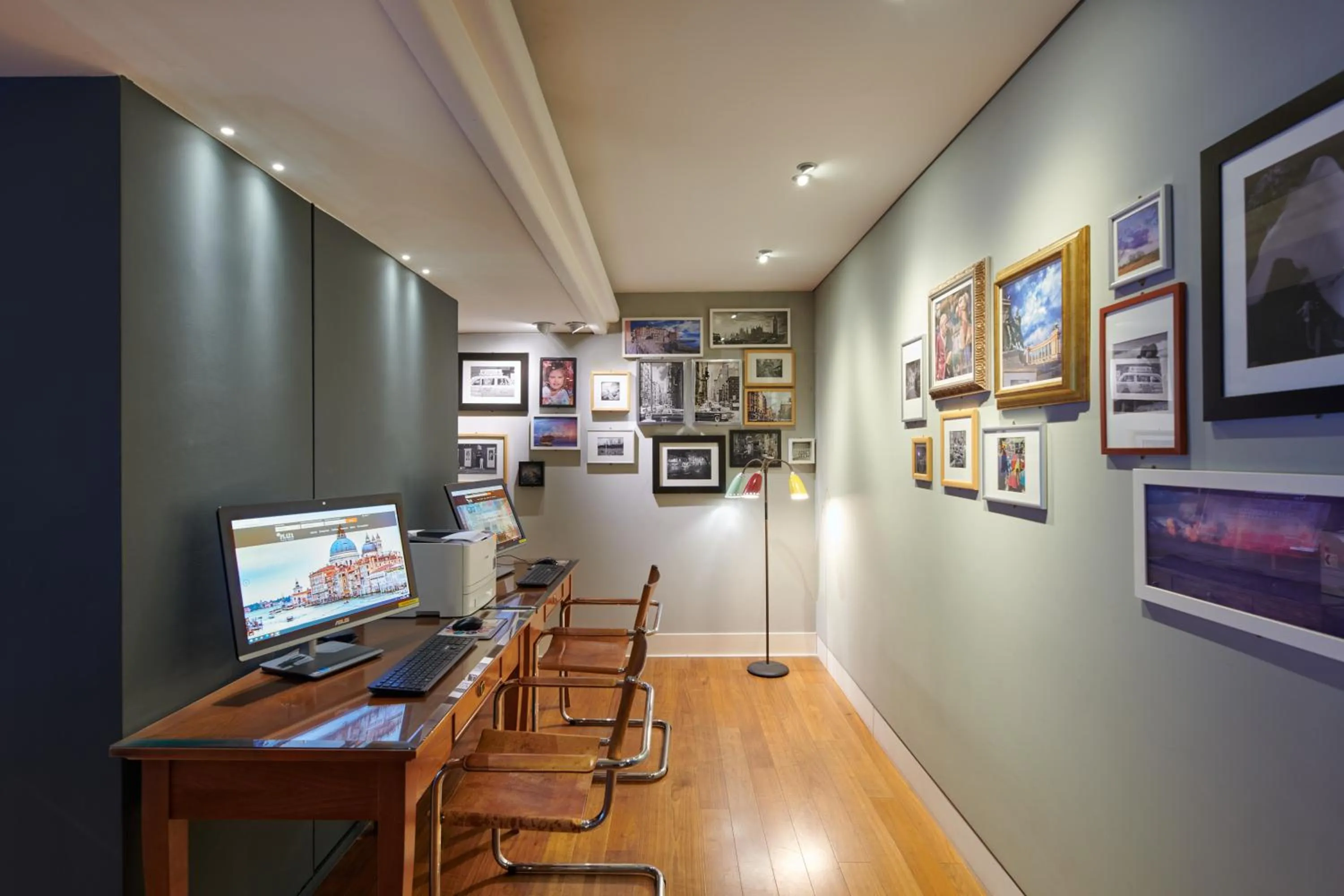 Lobby or reception in Hotel Plaza