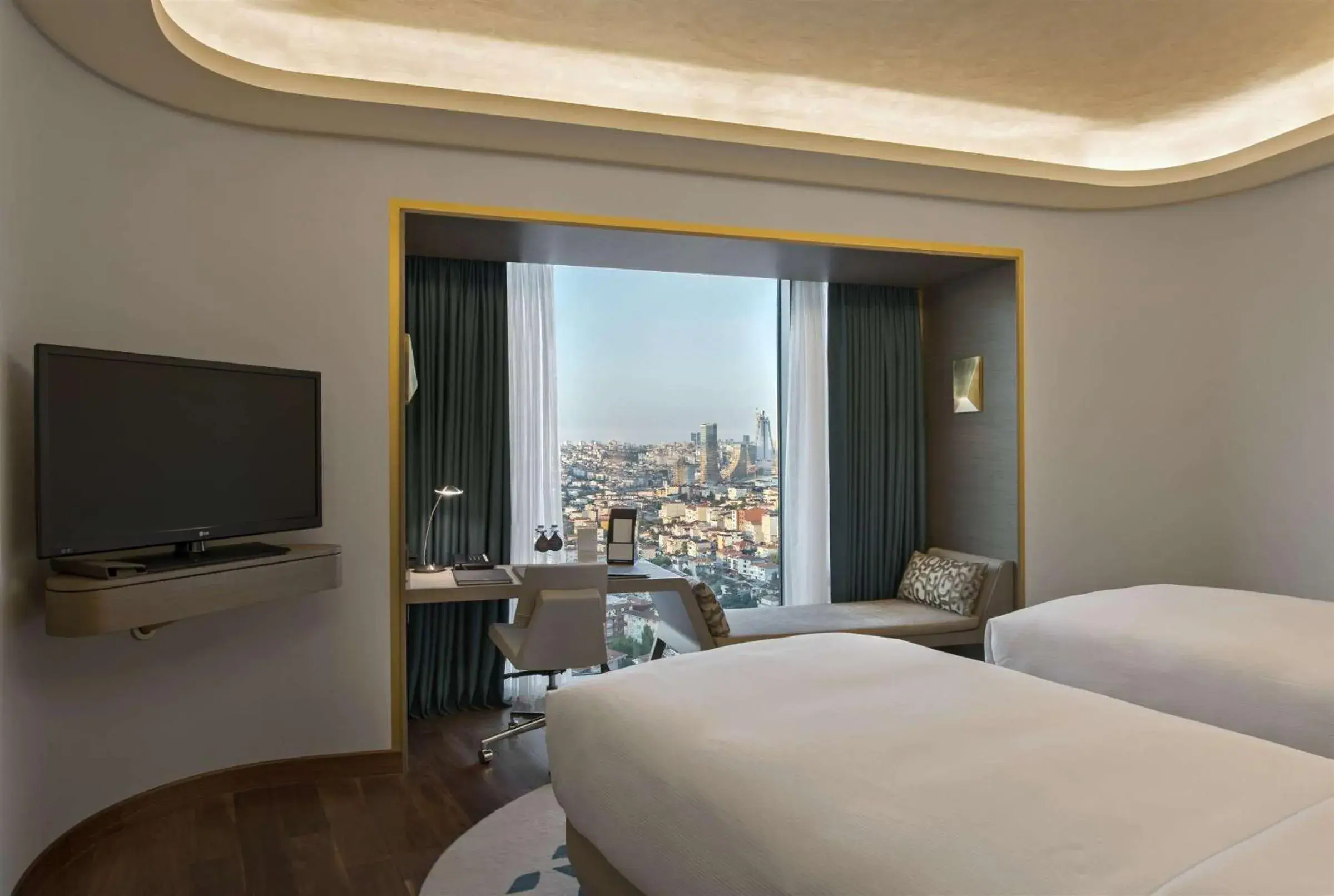 Deluxe Twin Room in Hilton Istanbul Kozyatagi Deluxe Twin Room in Hilton Istanbul Kozyatagi