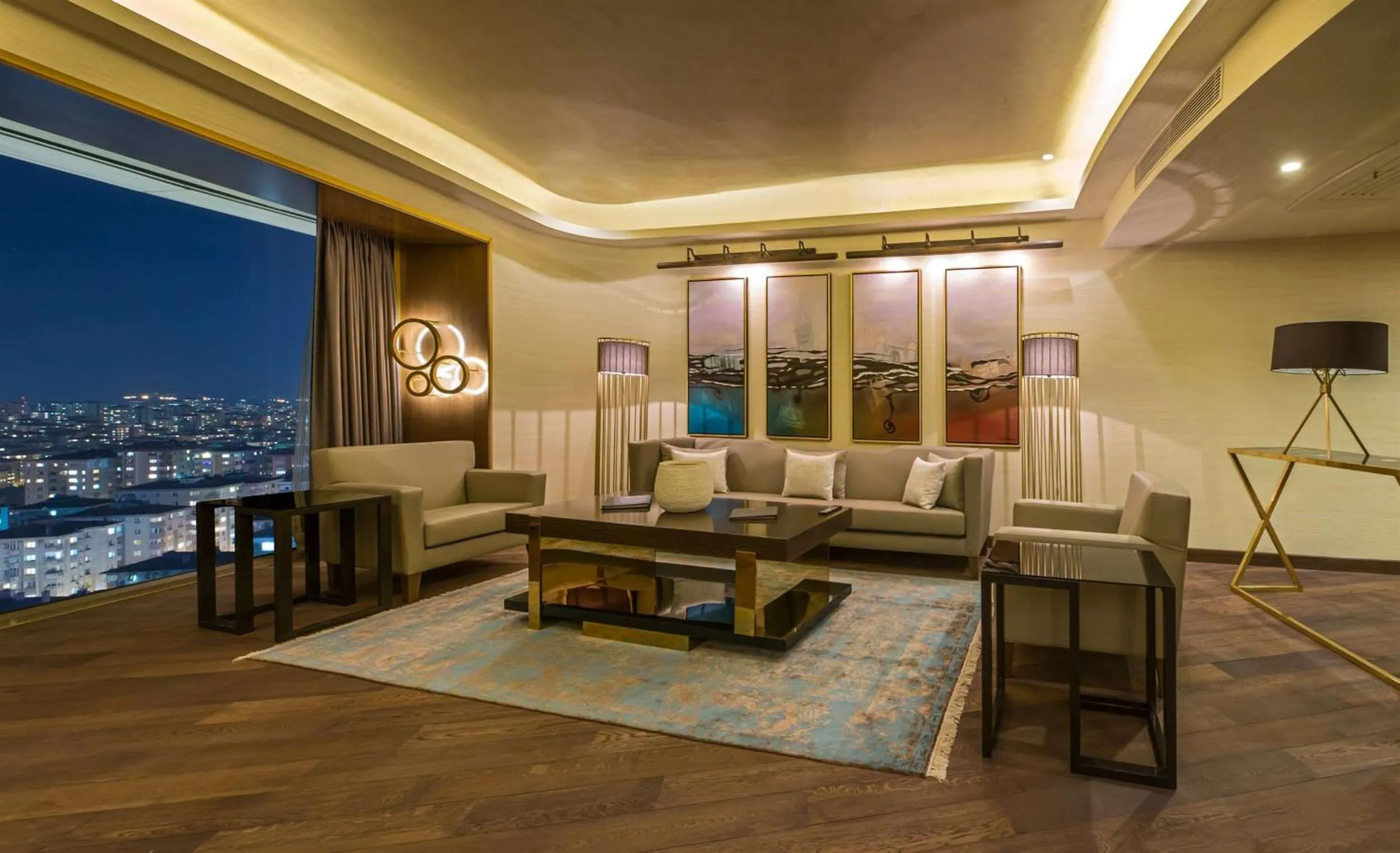 Living room in Hilton Istanbul Kozyatagi