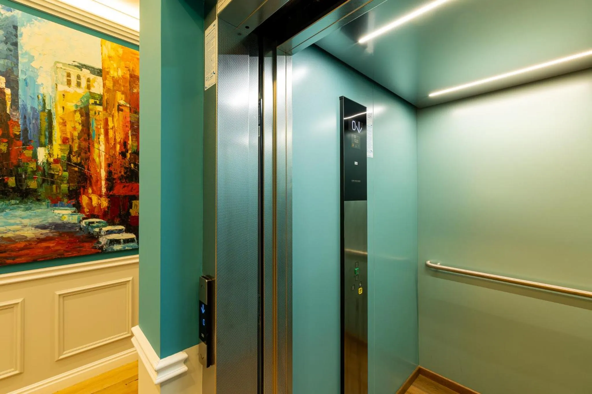 elevator in Boutique Hotel Cocosul de Aur