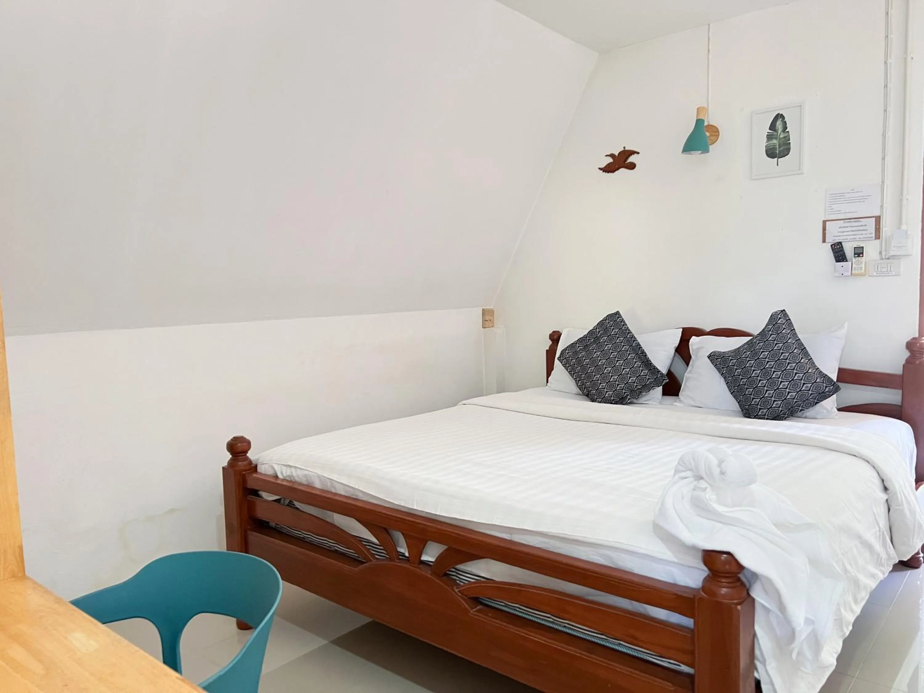 Bed in Pijittra Resort