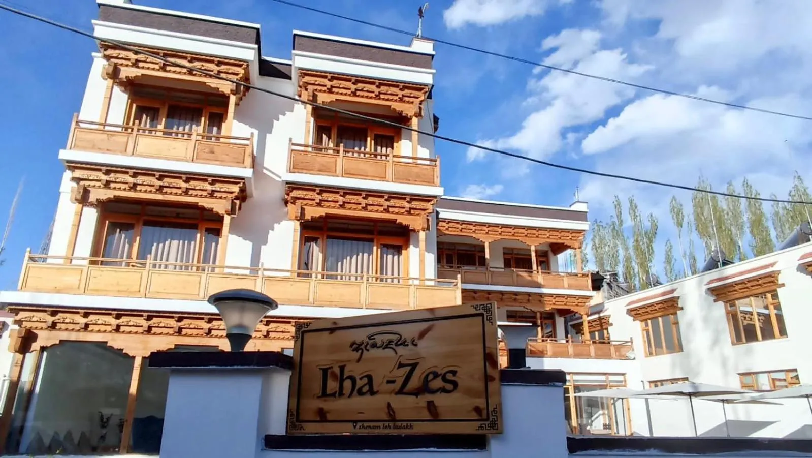 Lha-Zes