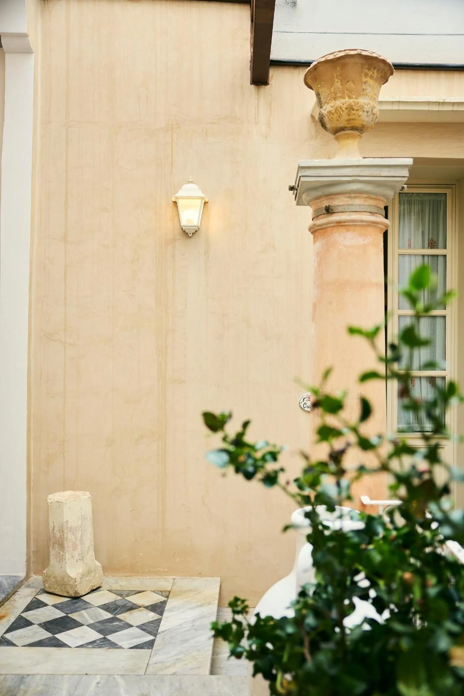 Inner courtyard view in Palazzo Mosco - Dimora Storica