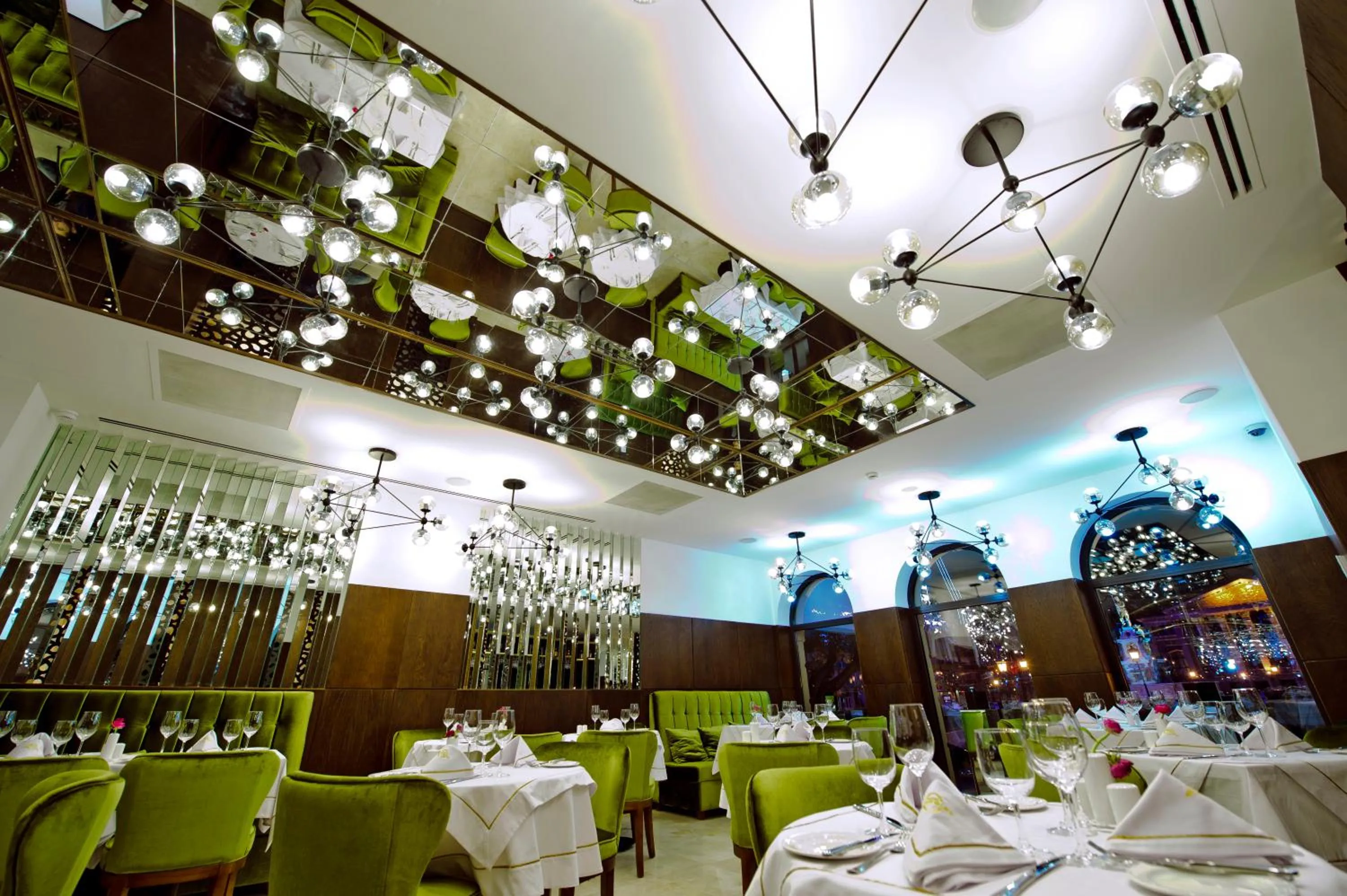 Lounge or bar in Golden Palace Batumi Hotel & Casino