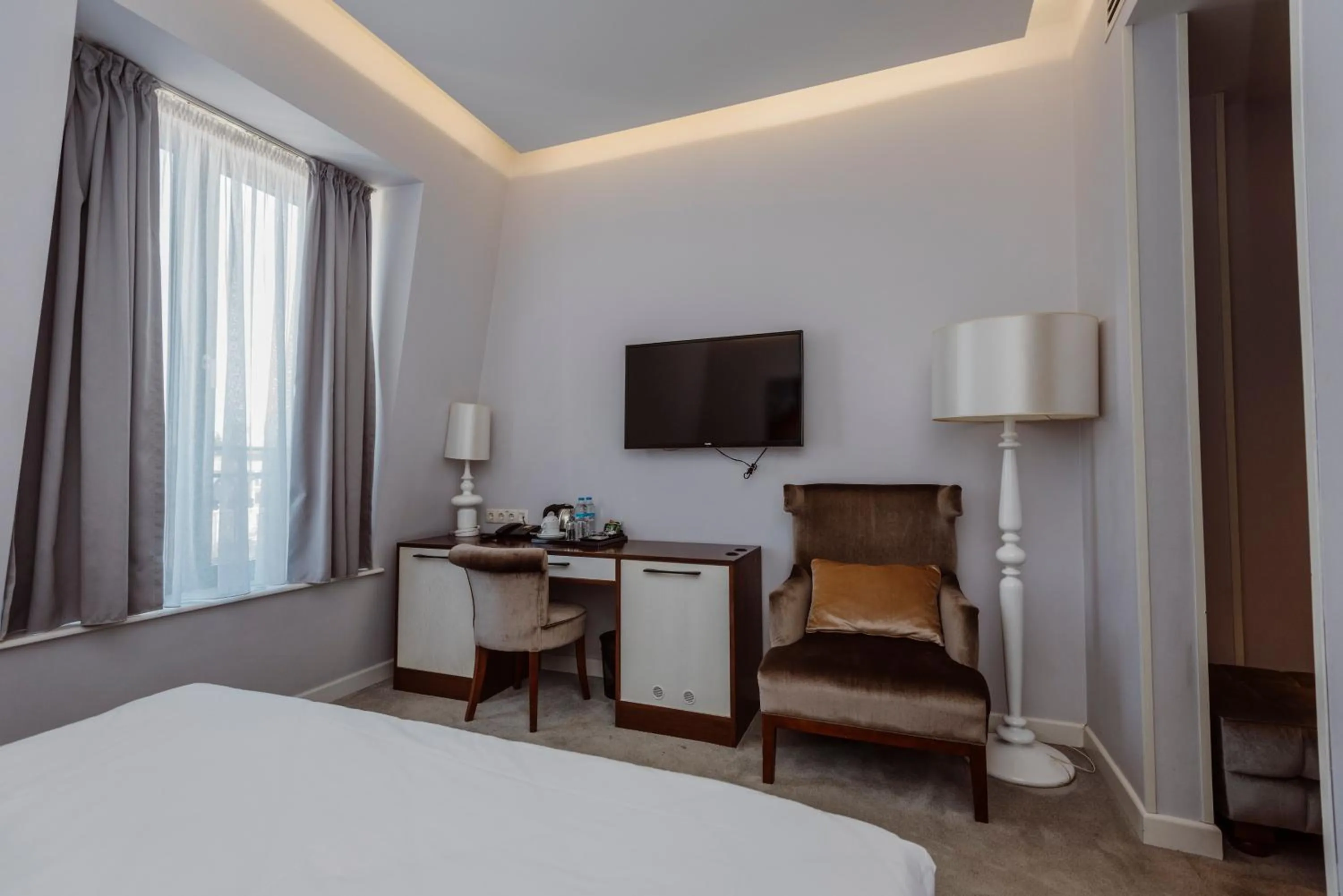 TV and multimedia, Bed in Golden Palace Batumi Hotel & Casino