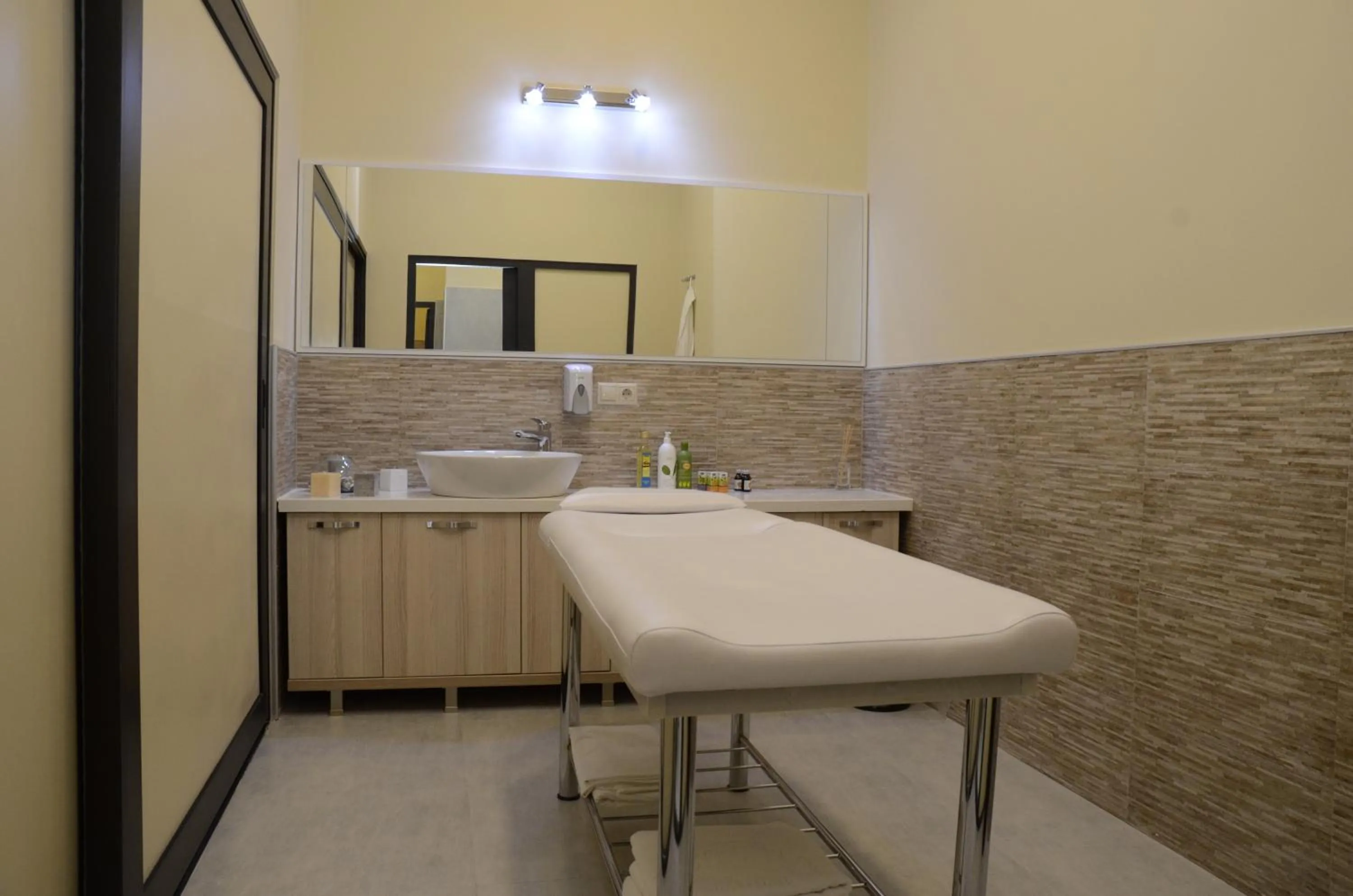 Massage in Golden Palace Batumi Hotel & Casino