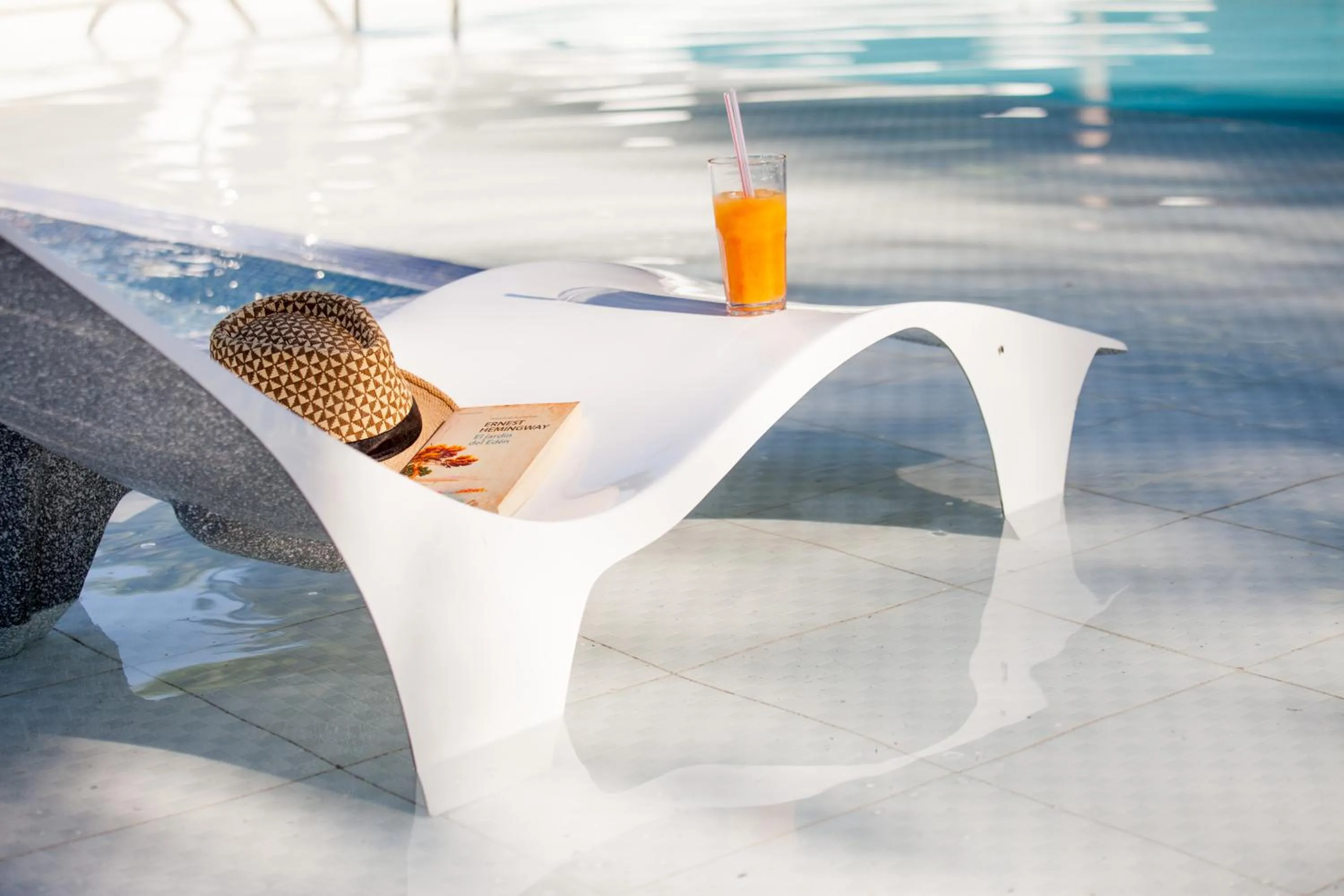 Swimming pool in Atelier Hotel de Charme