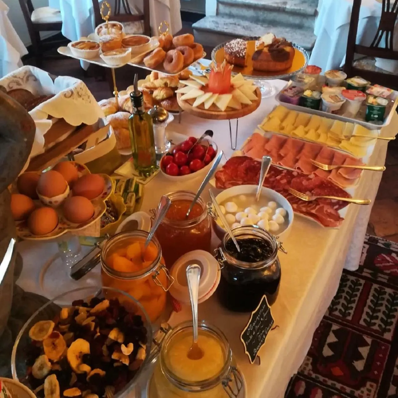 Buffet breakfast in Hotel Santa Caterina