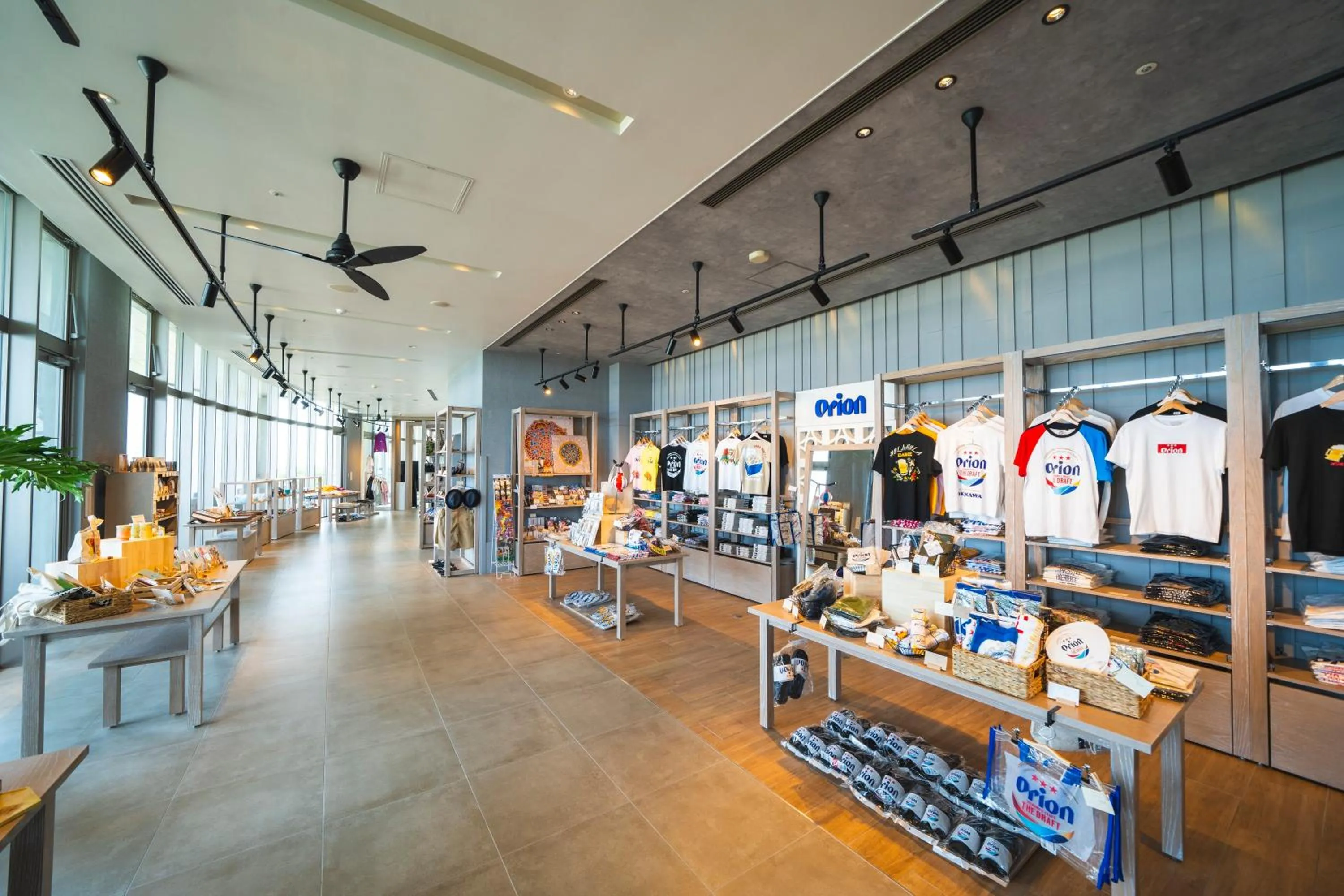 Shopping Area in The Orion Hotel Motobu Resort & Spa