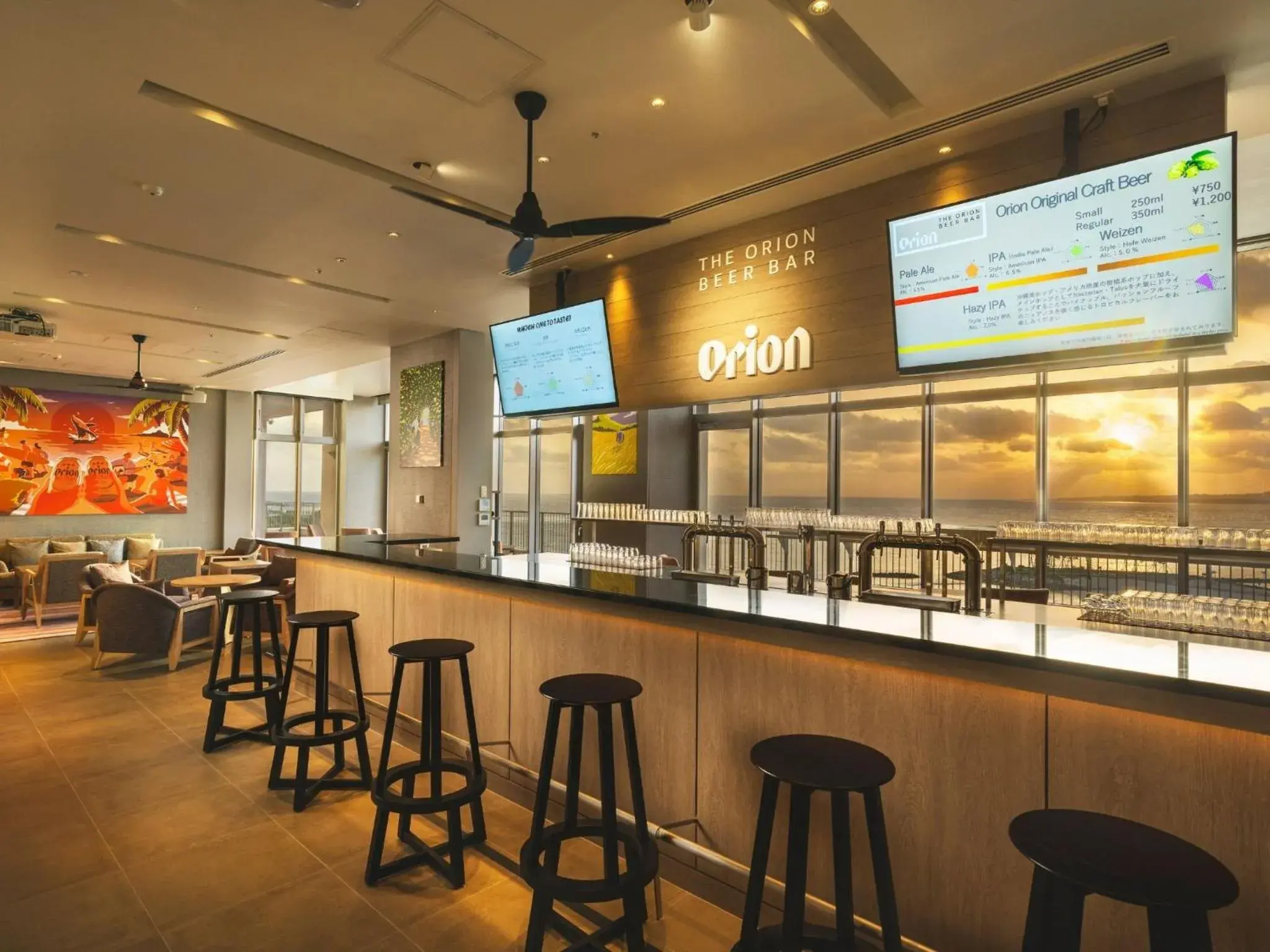 Lounge or bar in The Orion Hotel Motobu Resort & Spa Lounge or bar in The Orion Hotel Motobu Resort & Spa