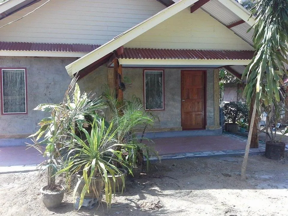 Property building in Racha Sunset Resort