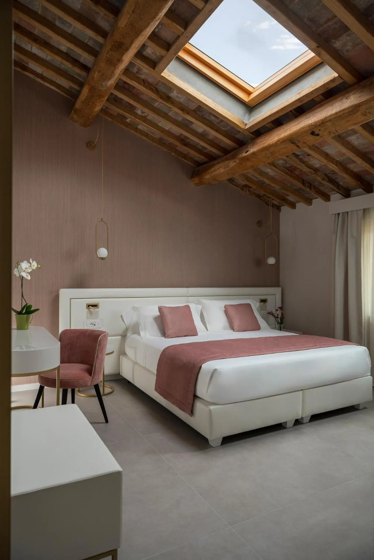 Photo of the whole room, Bed in Hotel Parma e Oriente Wellness & Spa
