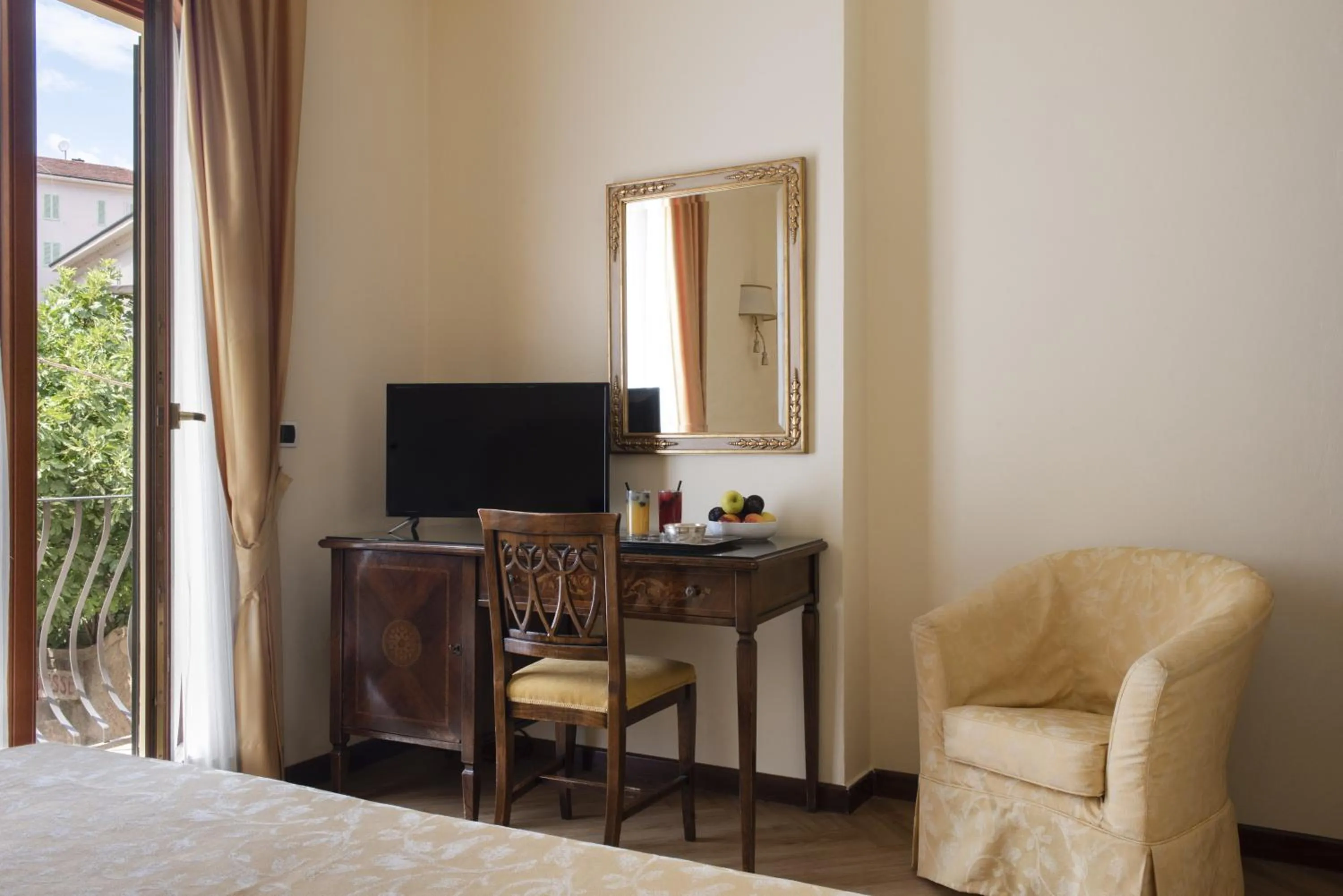 Bed in Hotel Parma e Oriente Wellness & Spa