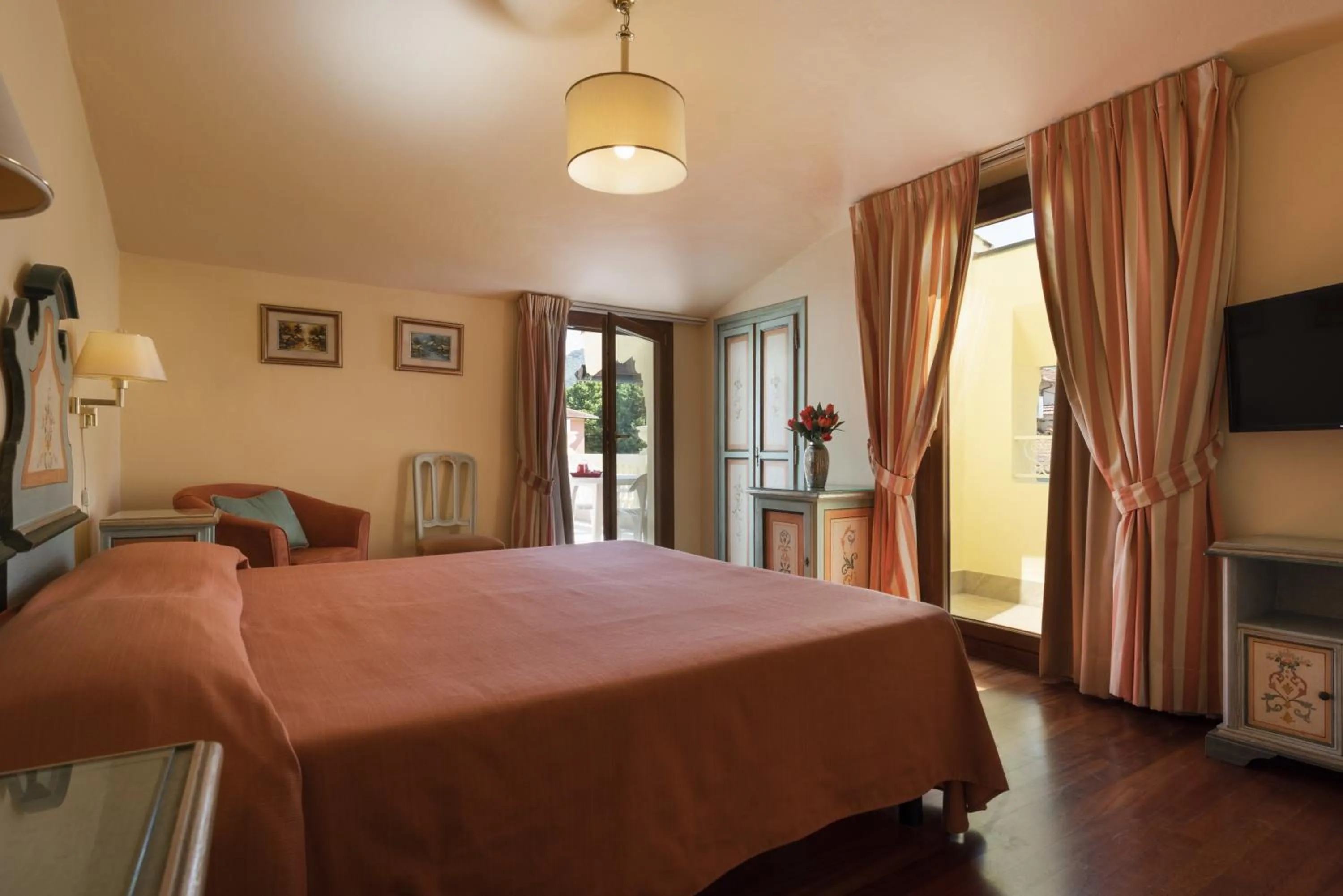 Bed in Hotel Parma e Oriente Wellness & Spa