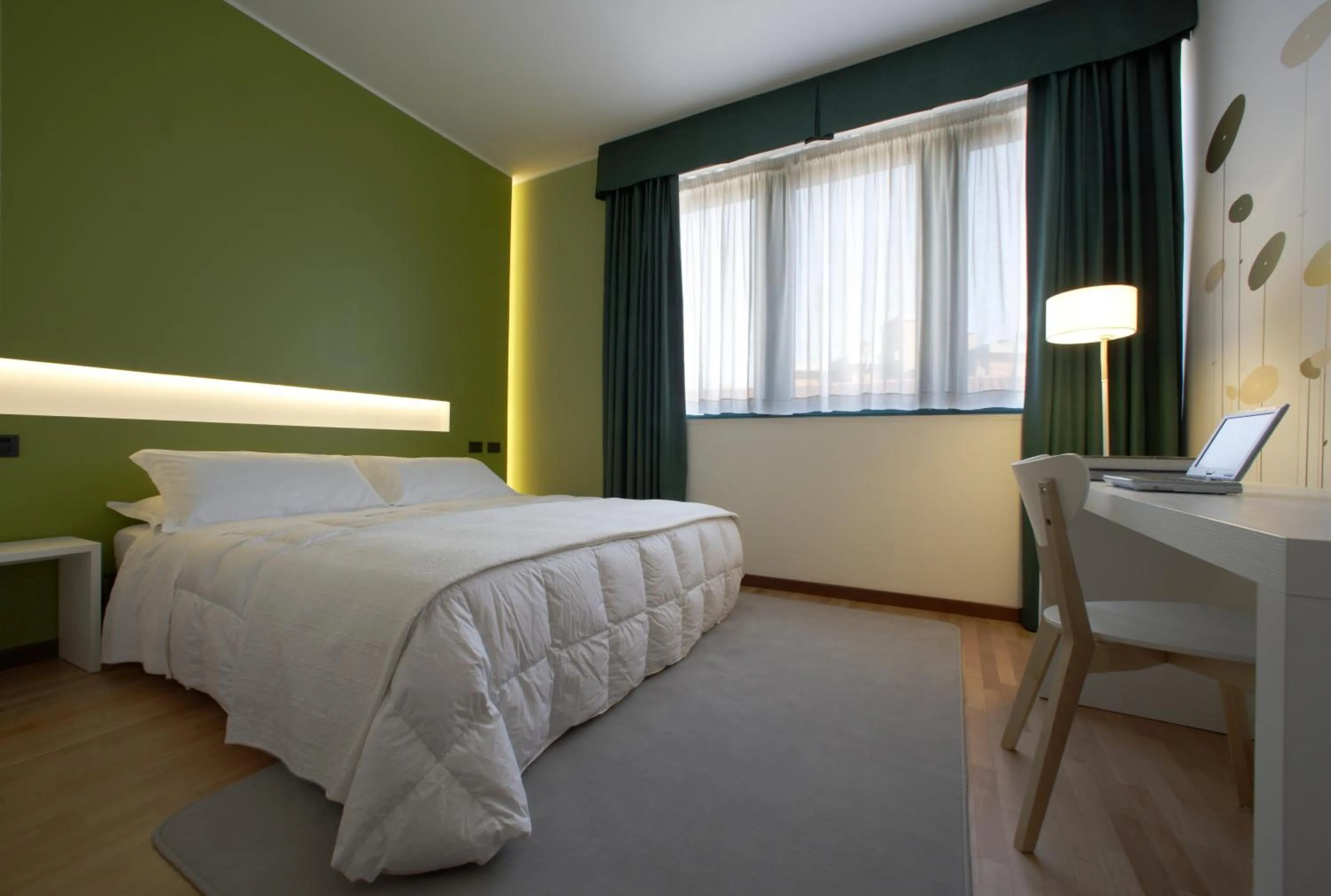 Bed in Hotel Forte del 48