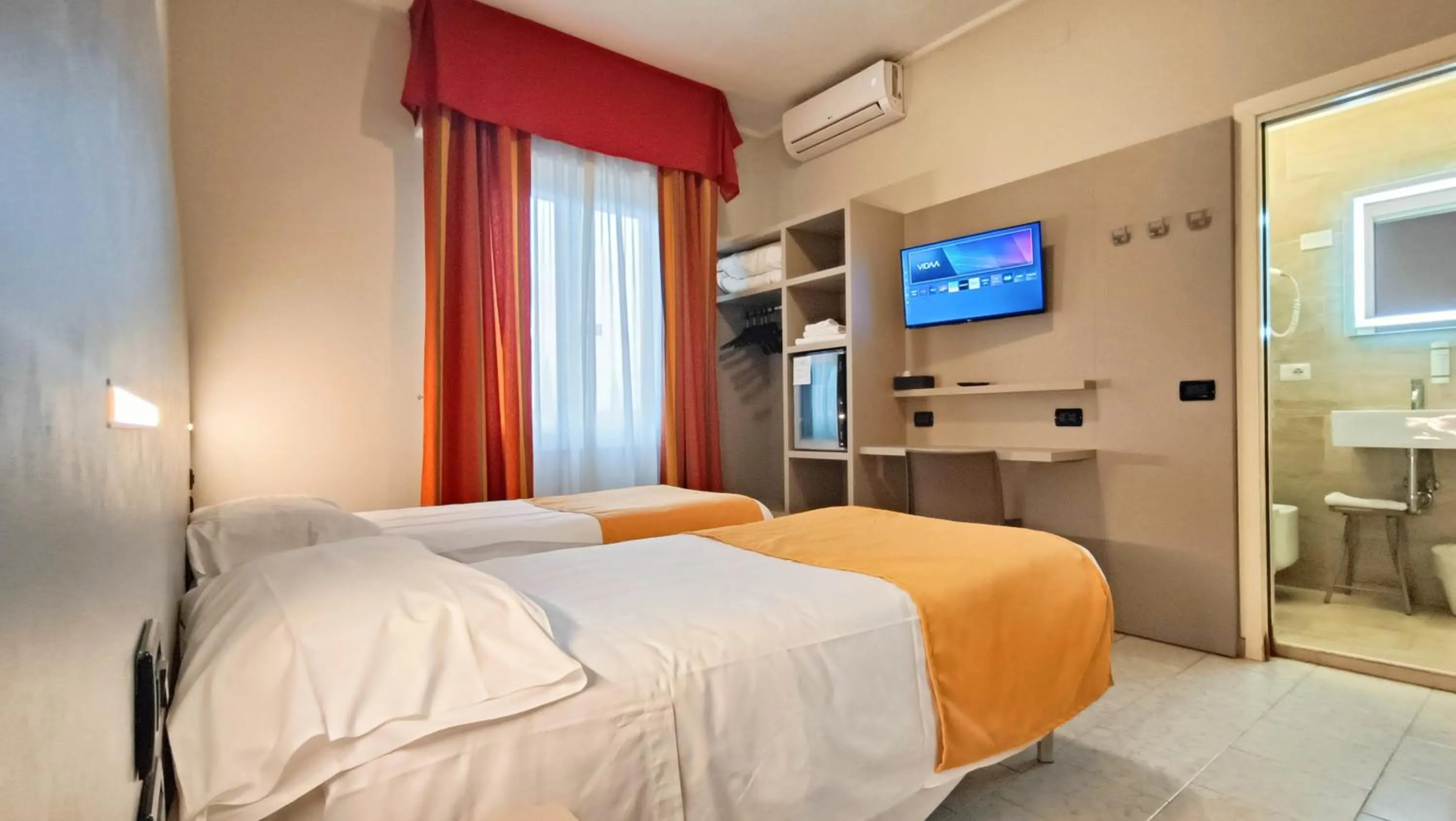 TV and multimedia, Bed in Valmarina