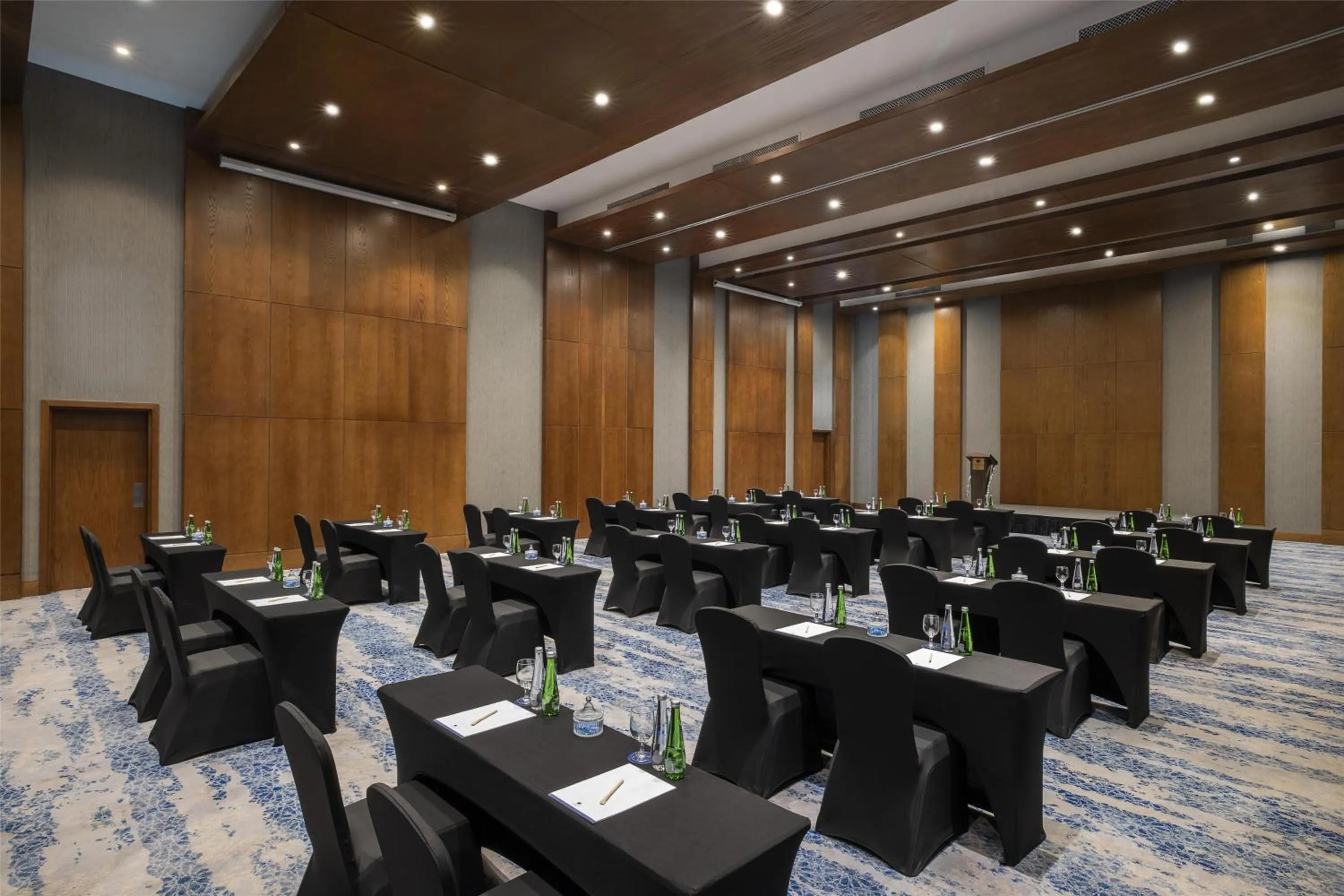 Meeting/conference room in DoubleTree by Hilton Resort & Spa Marjan Island