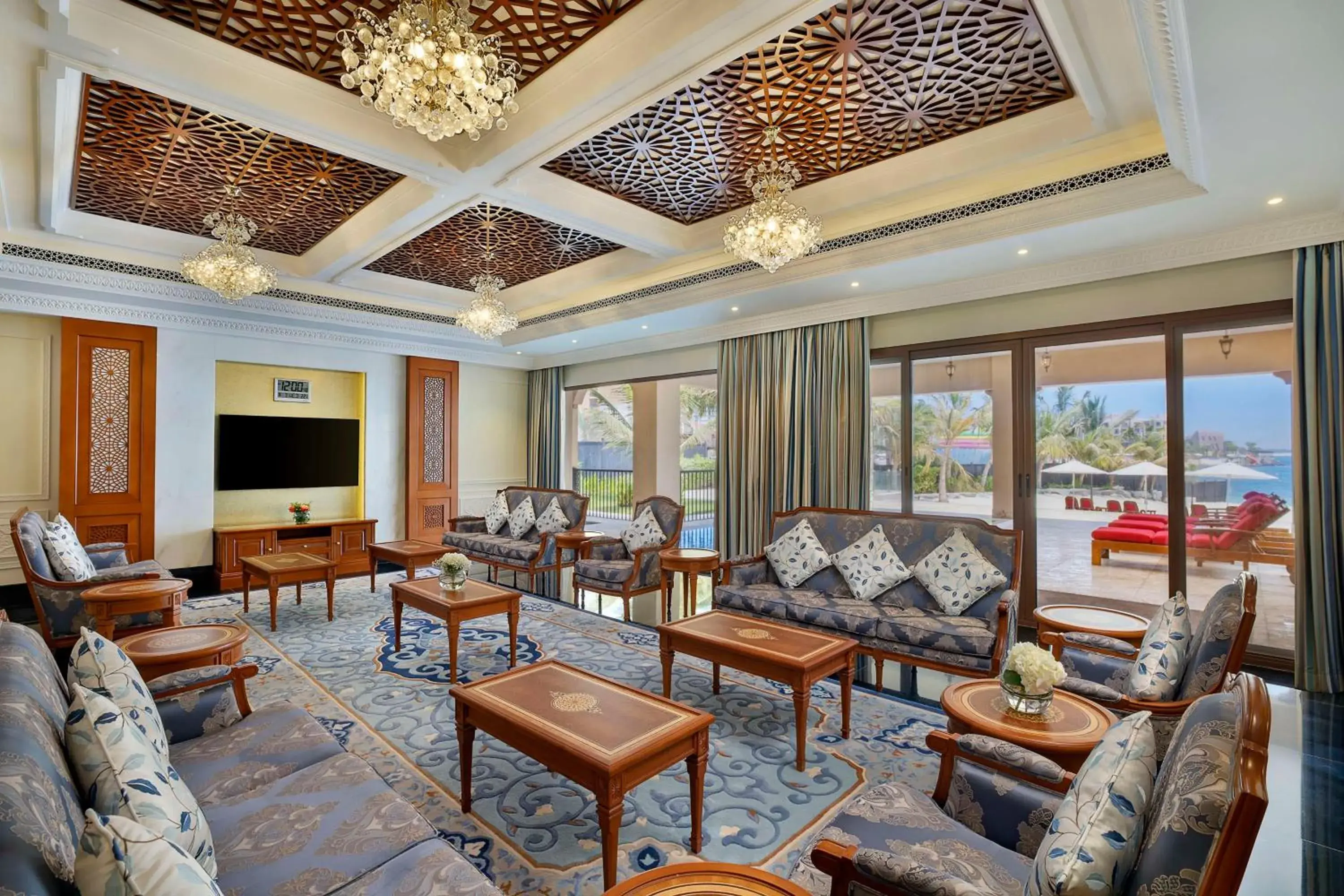Living room in DoubleTree by Hilton Resort & Spa Marjan Island Living room in DoubleTree by Hilton Resort & Spa Marjan Island
