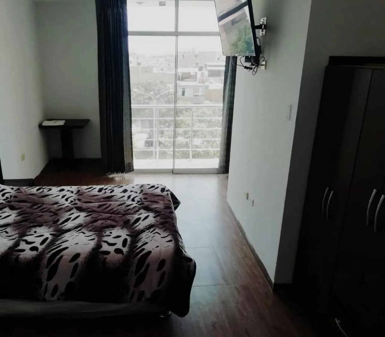 Bed in Hotel Royal Olympic