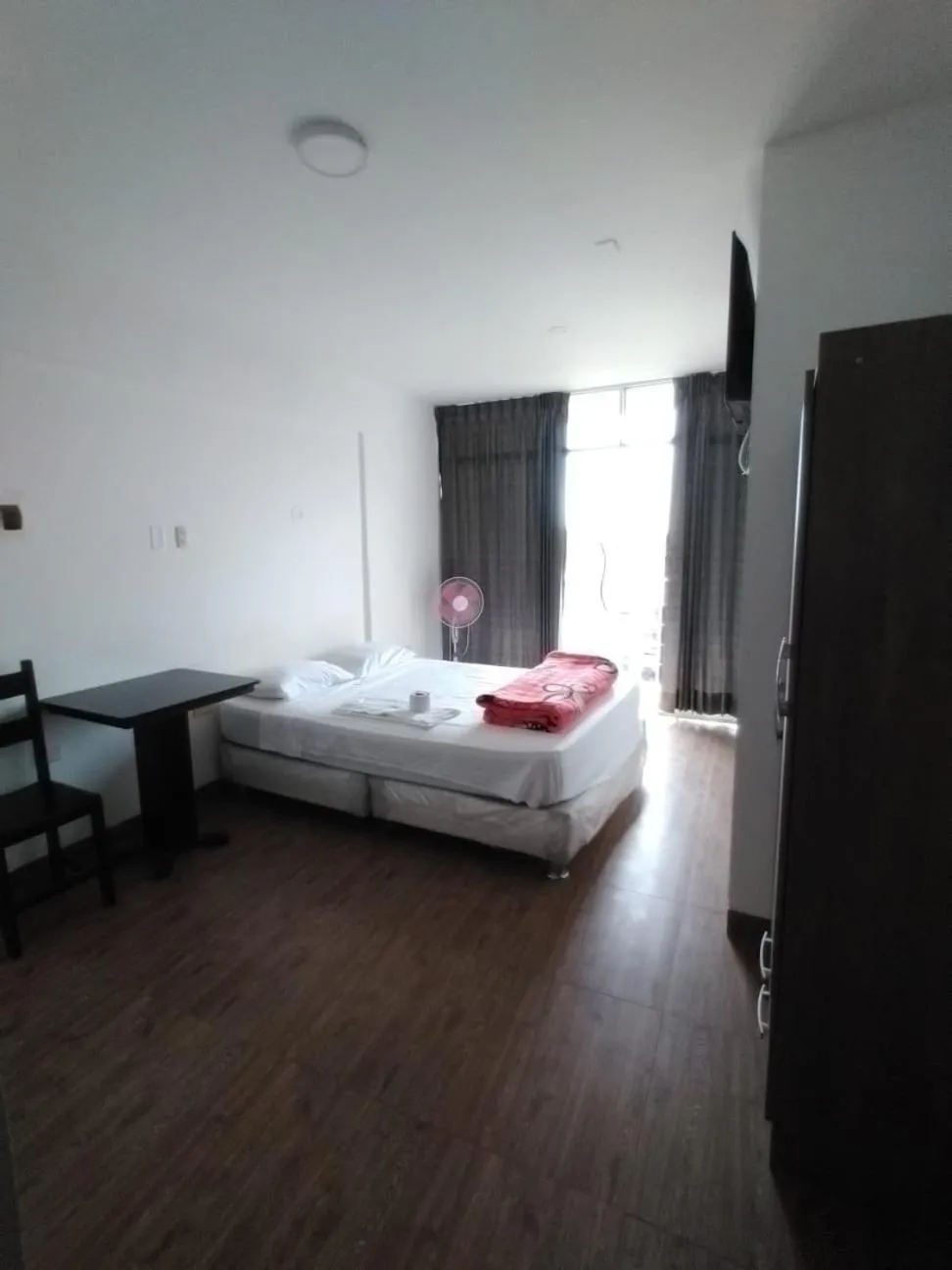 Bed in Hotel Royal Olympic