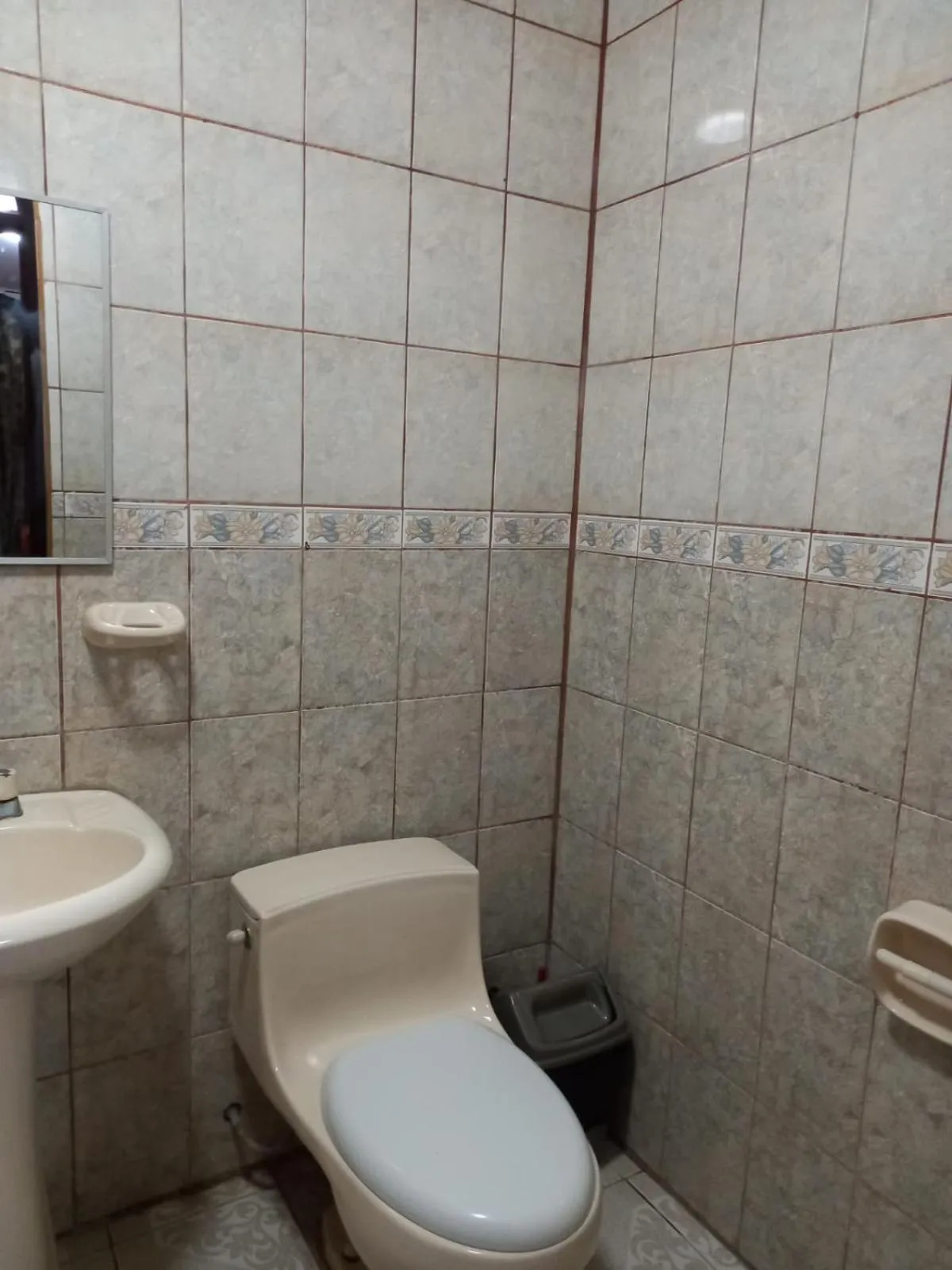 Bathroom in Hotel Royal Olympic