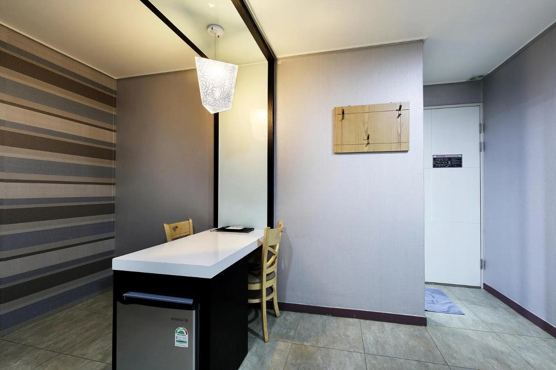 hair dresser in White Tourist Hotel