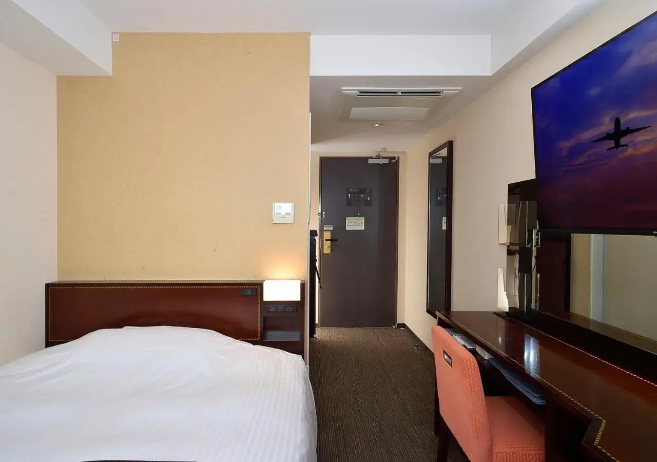 Bed in APA Hotel Haneda Anamori Inari Ekimae Bed in APA Hotel Haneda Anamori Inari Ekimae