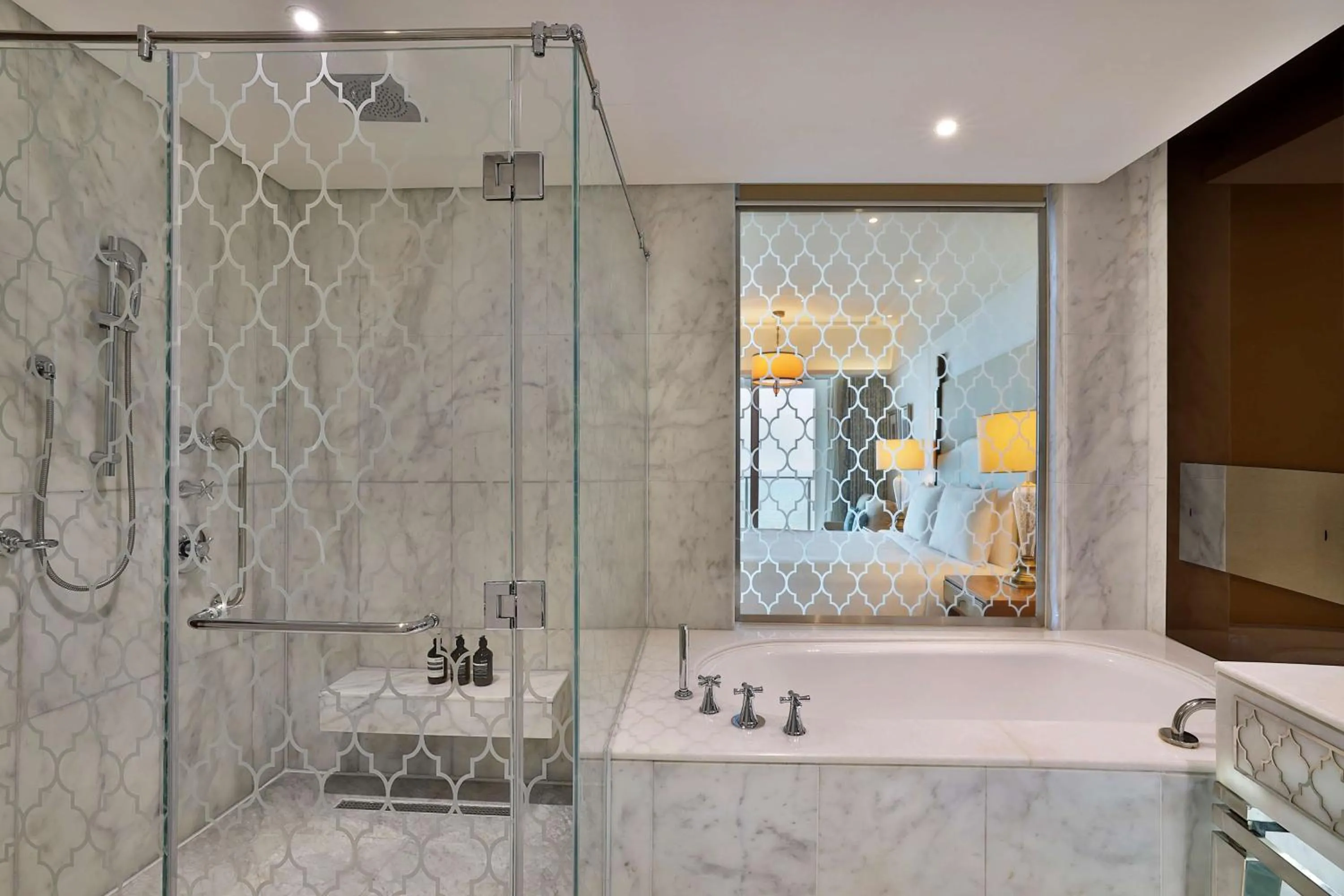 Bathroom in Waldorf Astoria Dubai Palm Jumeirah