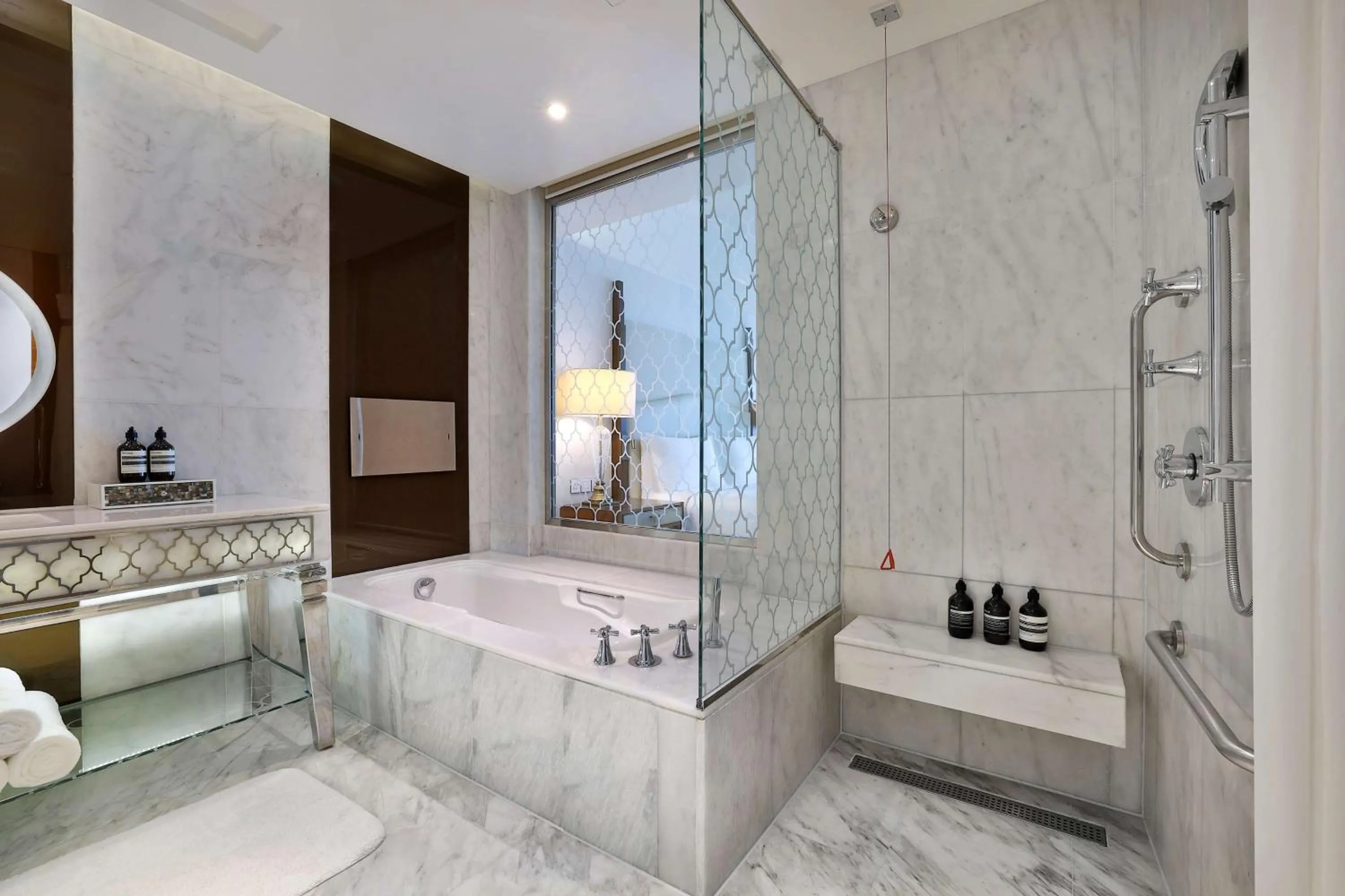 Bathroom in Waldorf Astoria Dubai Palm Jumeirah