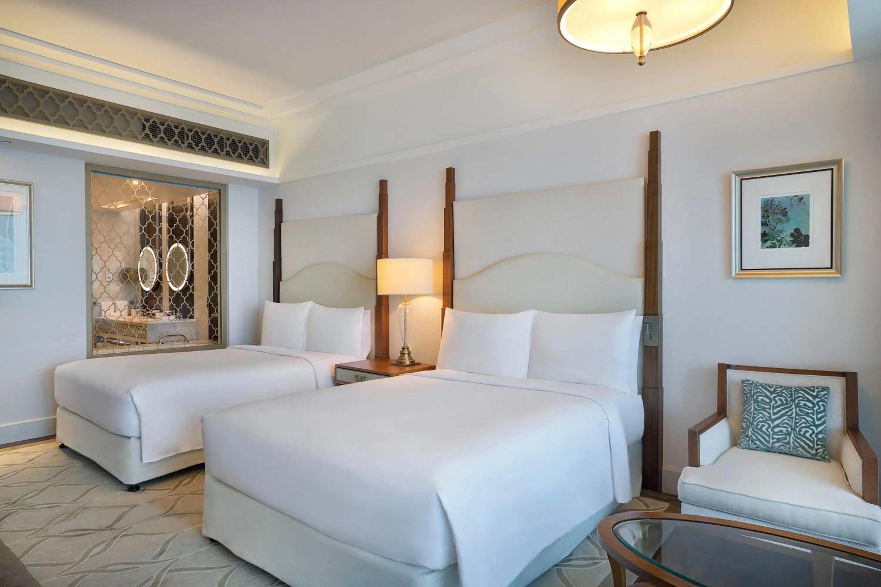 Bed in Waldorf Astoria Dubai Palm Jumeirah