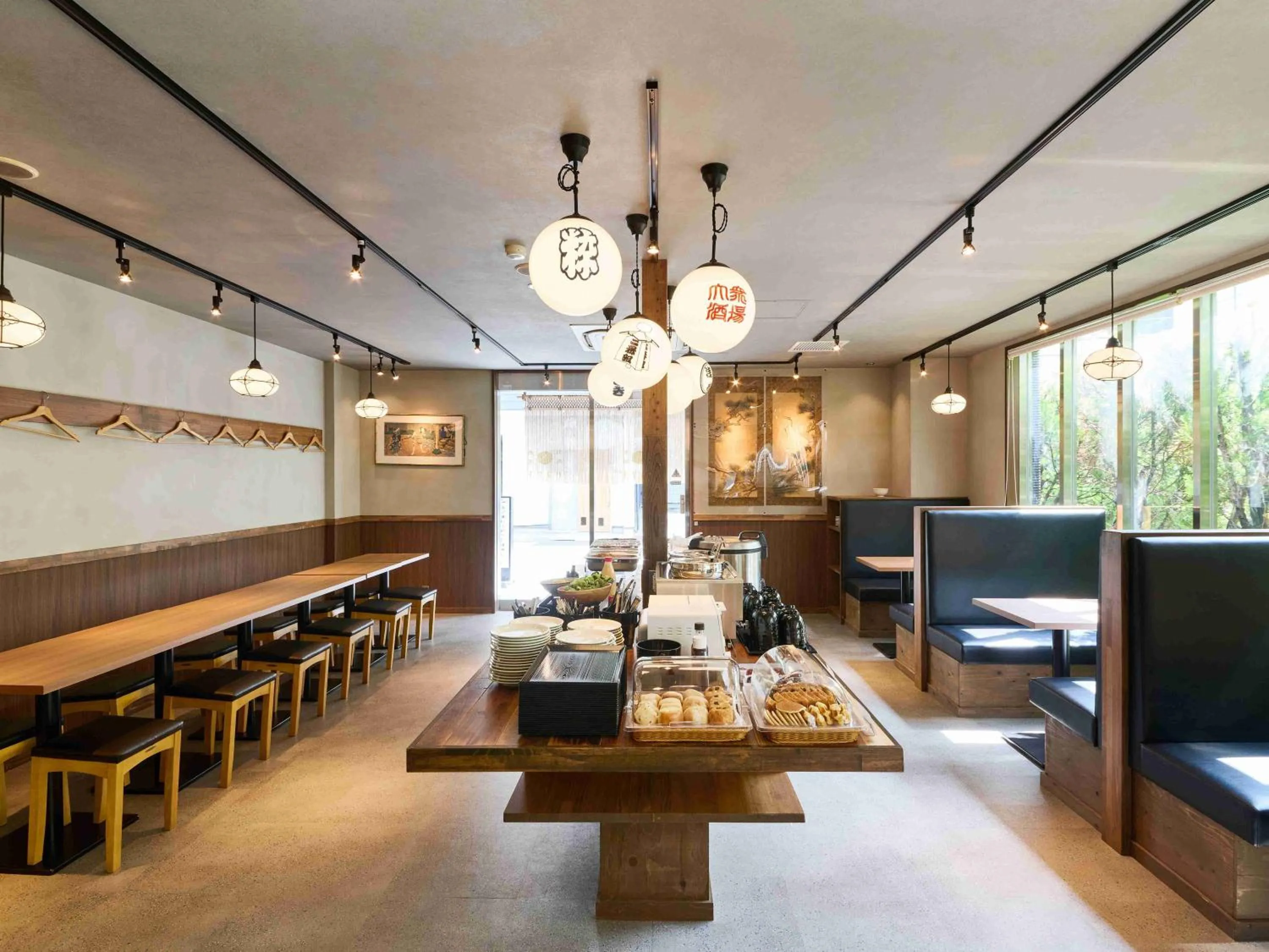 Restaurant/places to eat in APA Hotel Asakusabashi Ekimae