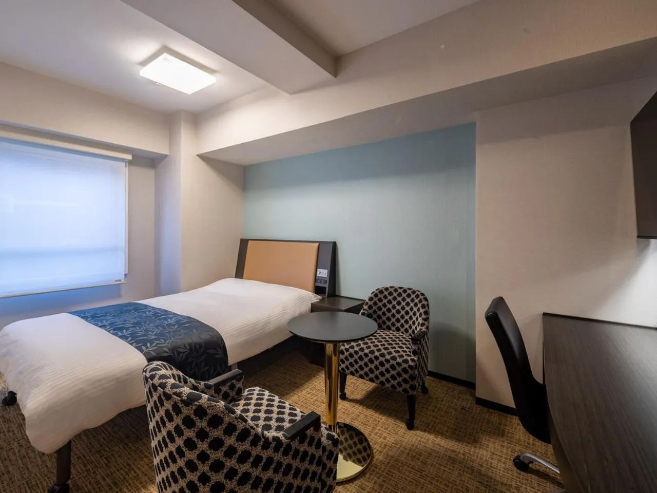 Photo of the whole room, Bed in APA Hotel Asakusabashi Ekimae
