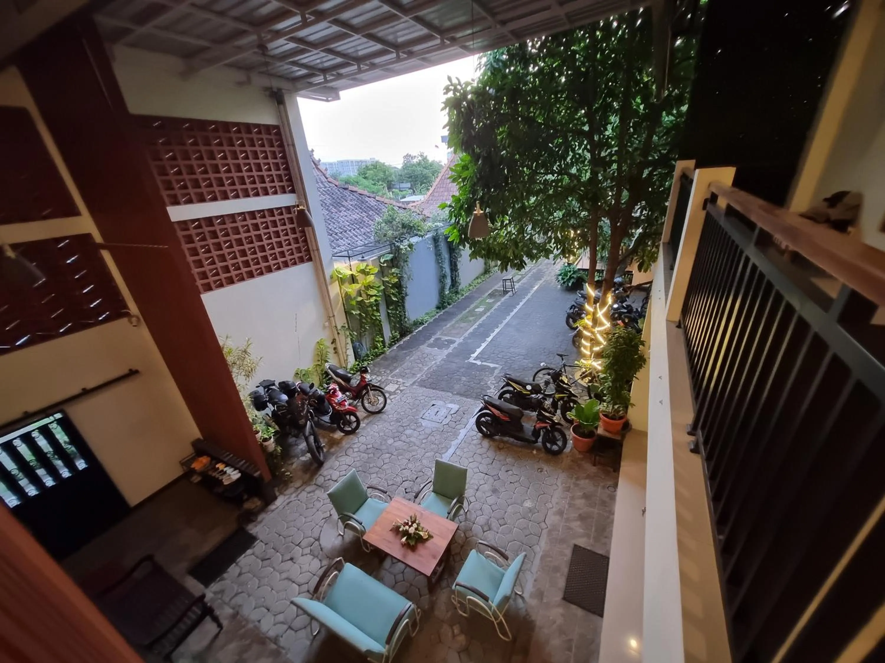 Property building in Omah Nayan