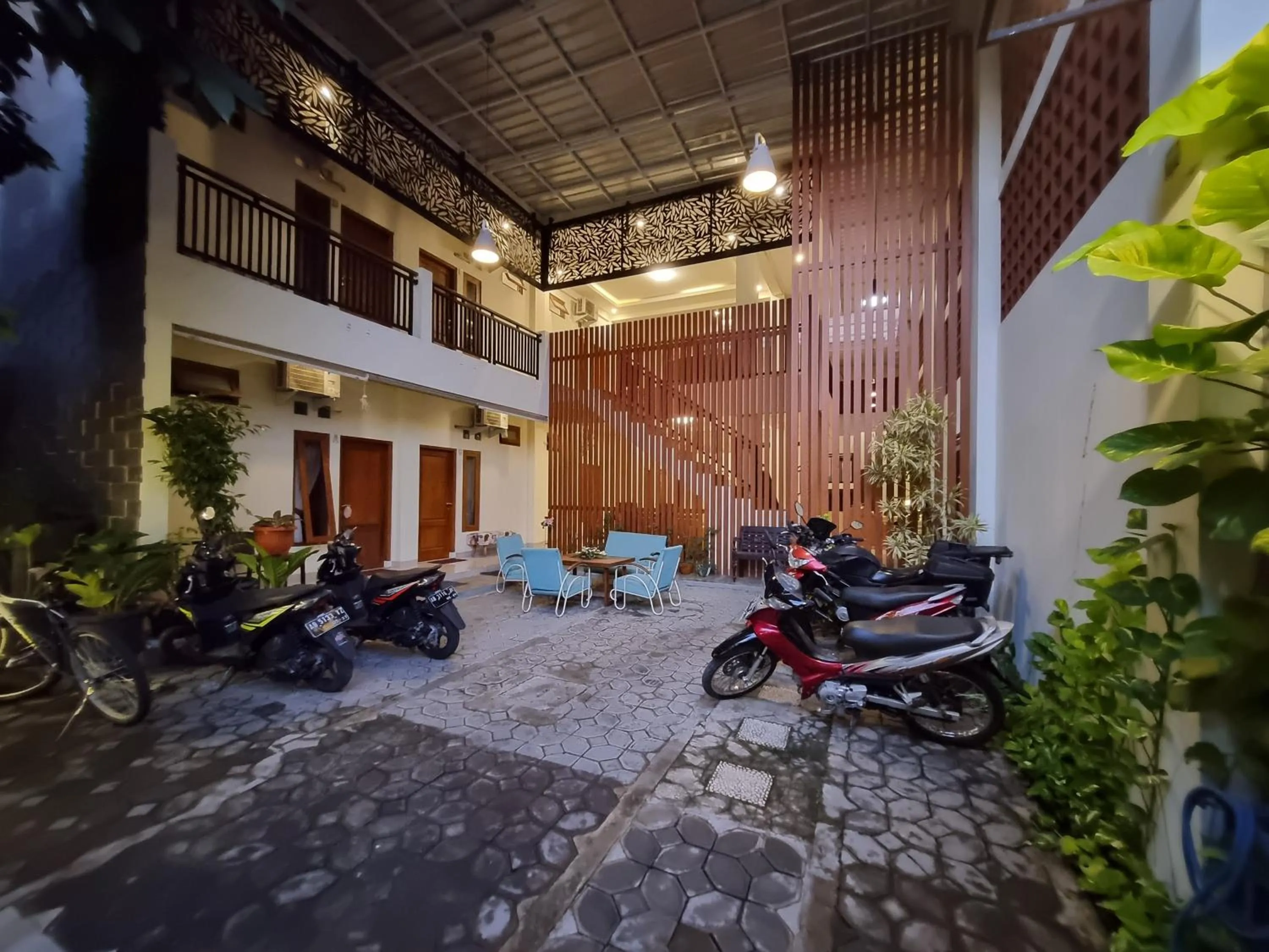 Property building in Omah Nayan