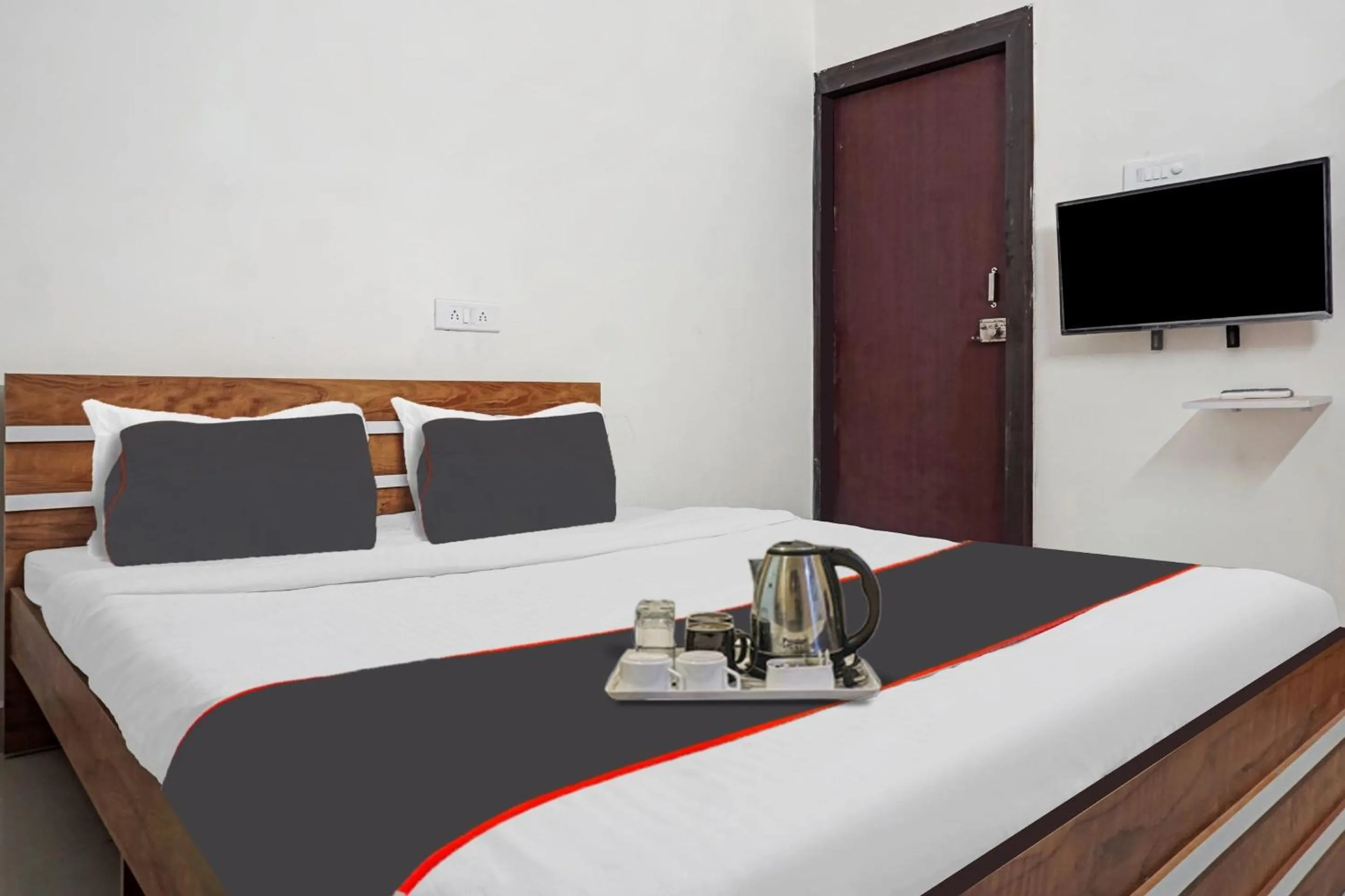 Bedroom, Bed in SPOT ON Hotel Deluxe