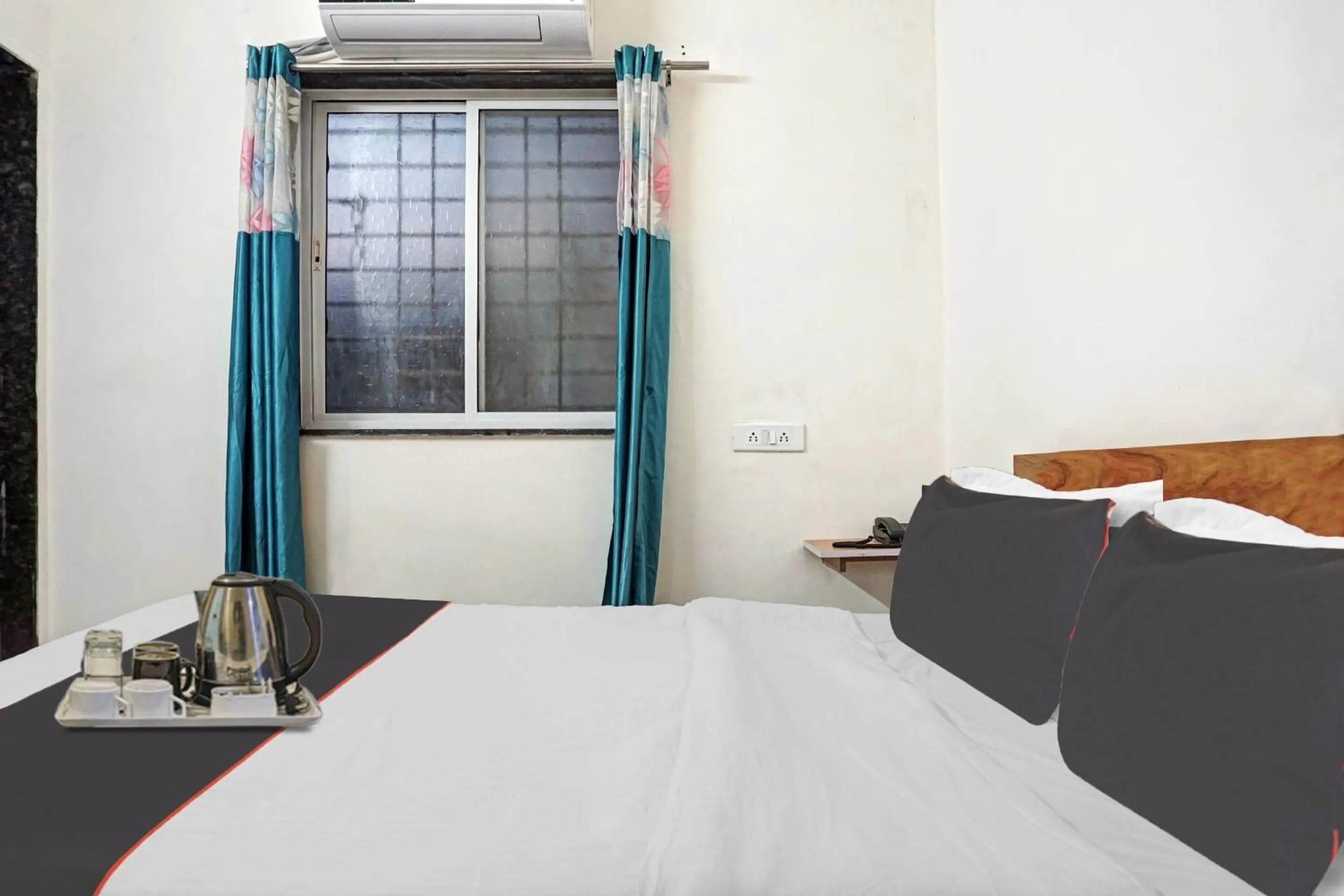 Bedroom, Bed in SPOT ON Hotel Deluxe